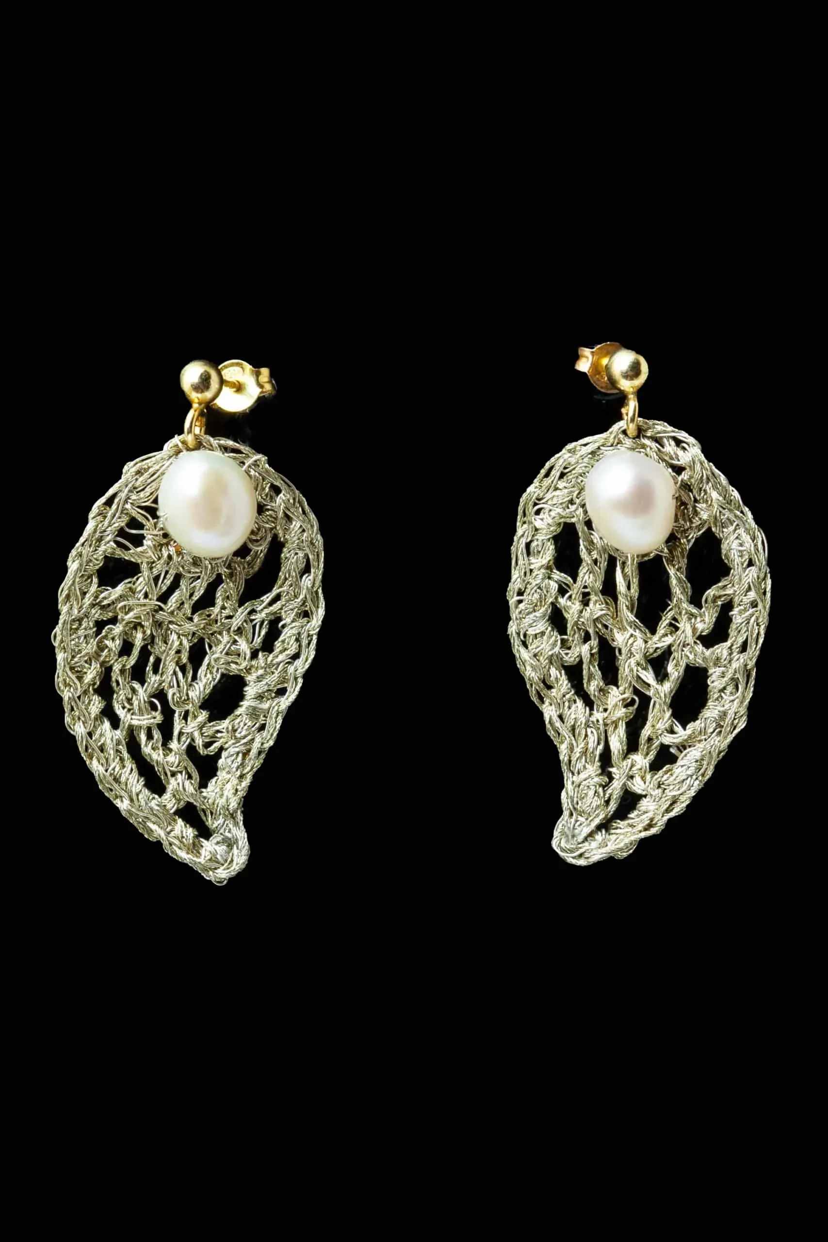 Handmade Jewellery | Paisley crochet knit silver earrings with pearls gallery 2