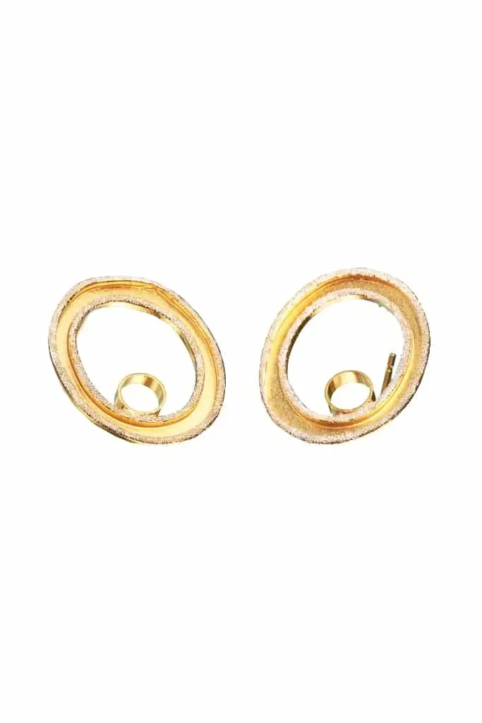 Oval gold plated silver earrings