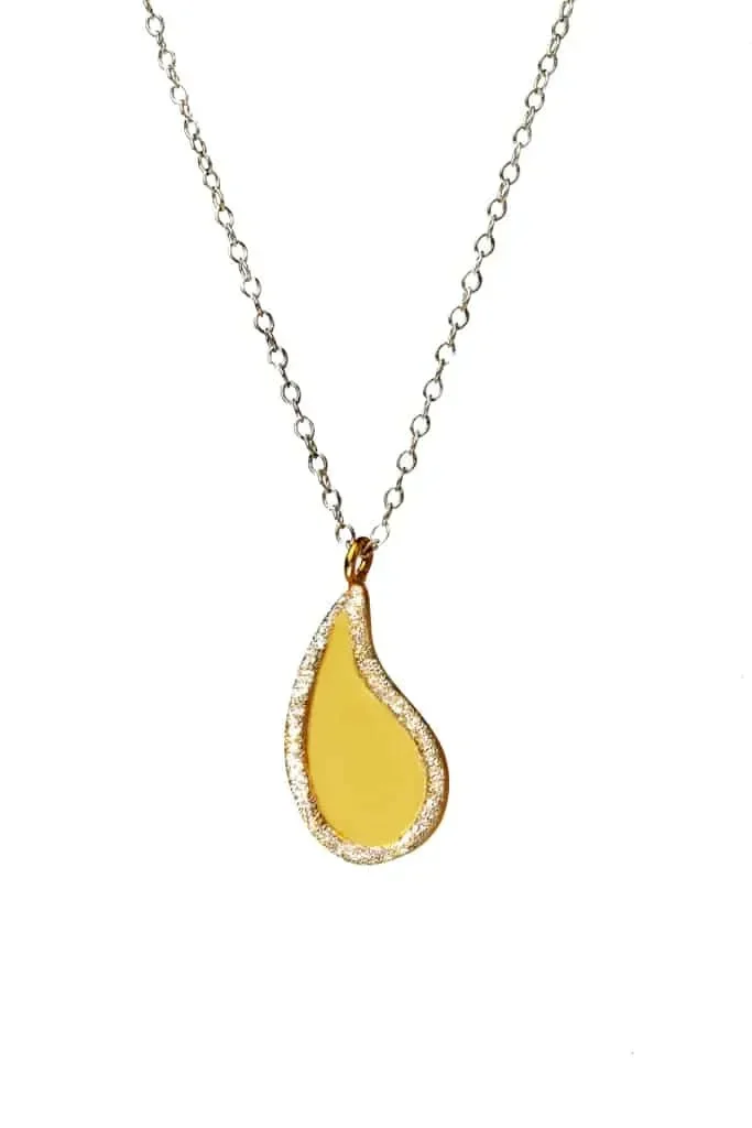 Paisley gold plated pendant