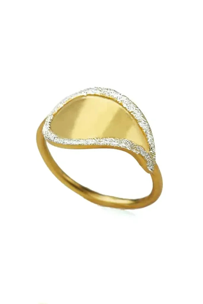 Paisley gold plated silver ring with diamond dust