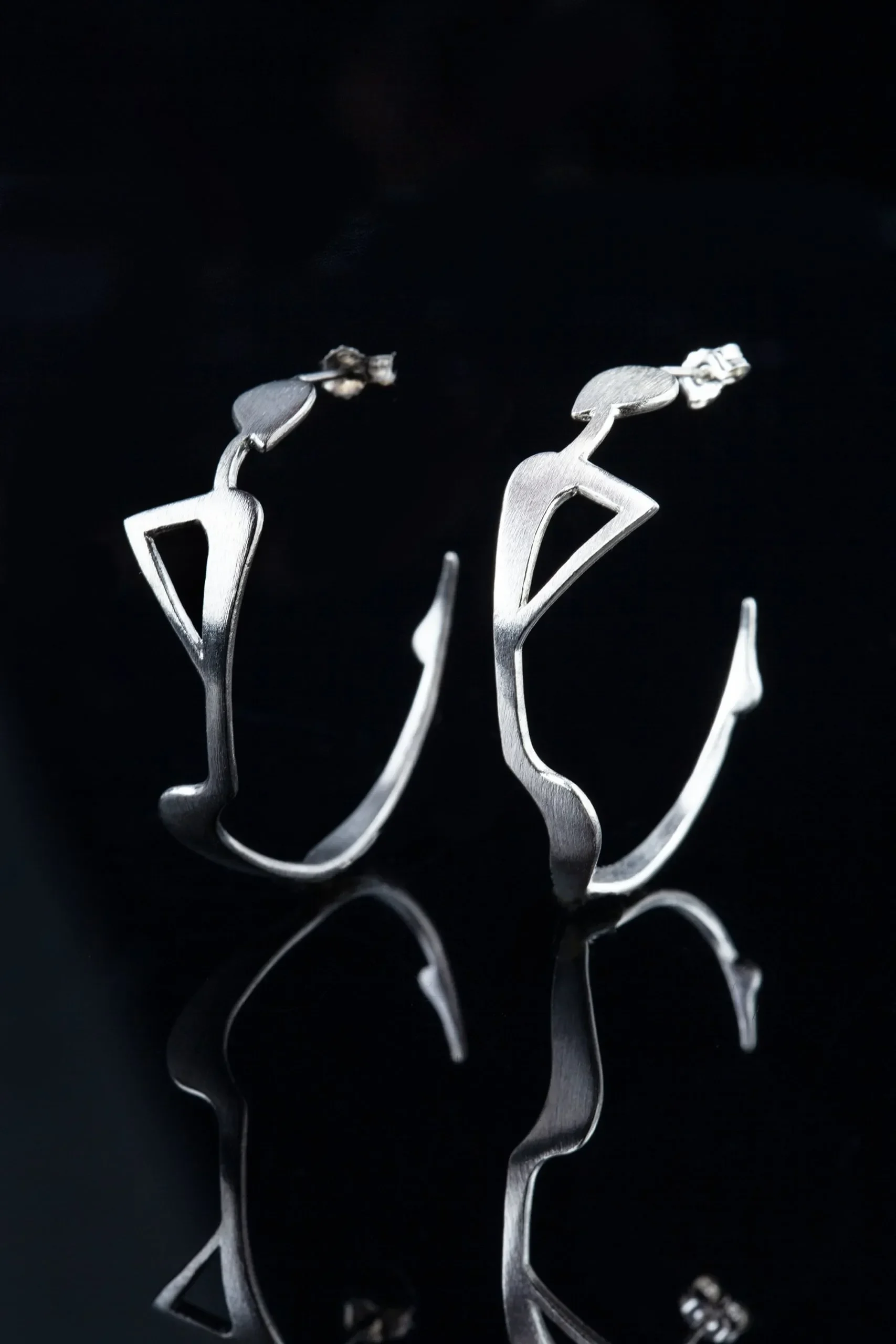 Handmade Jewellery | Figure minimal silver hoops gallery 1