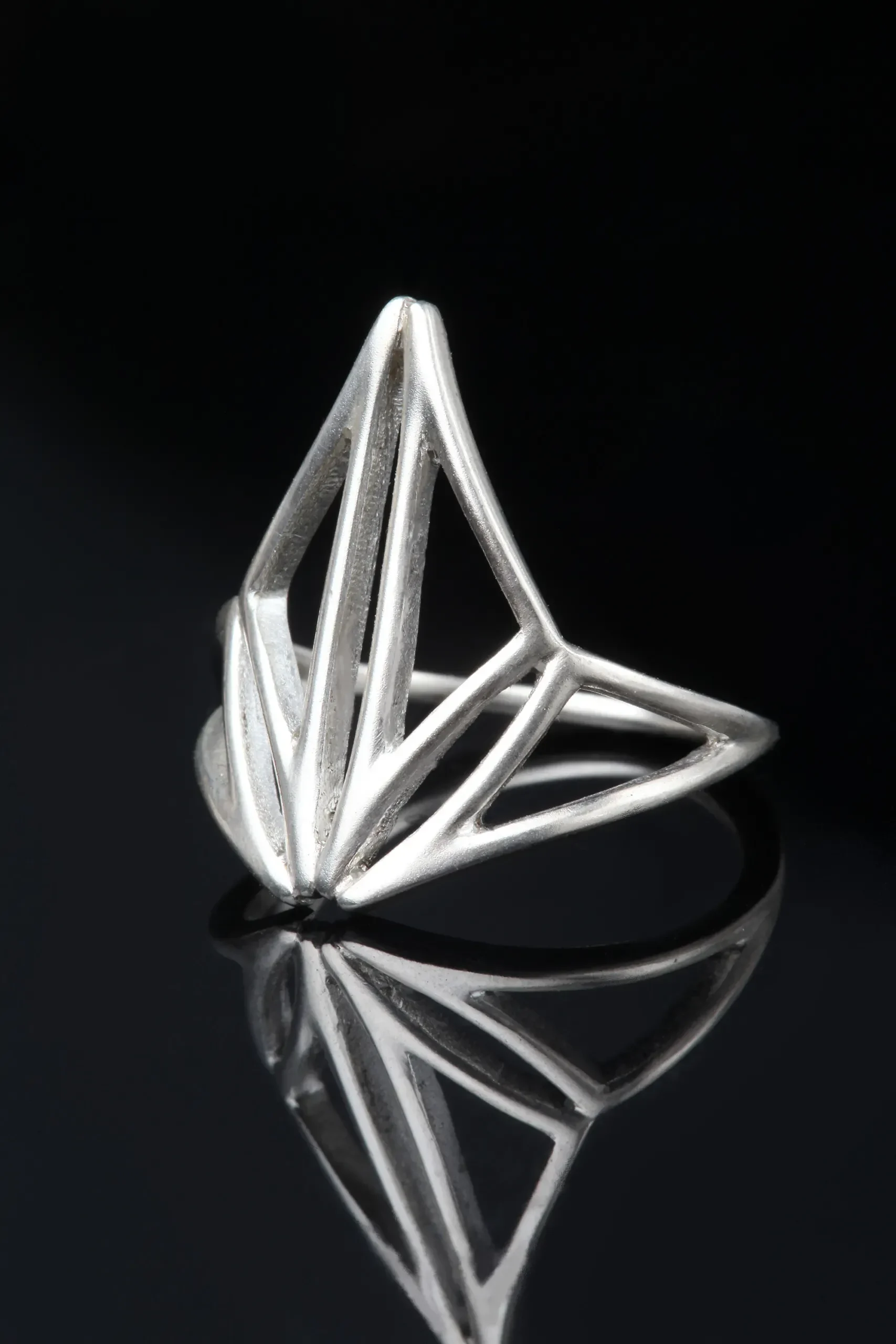 Handmade Jewellery | Minimal geometric silver ring gallery 2