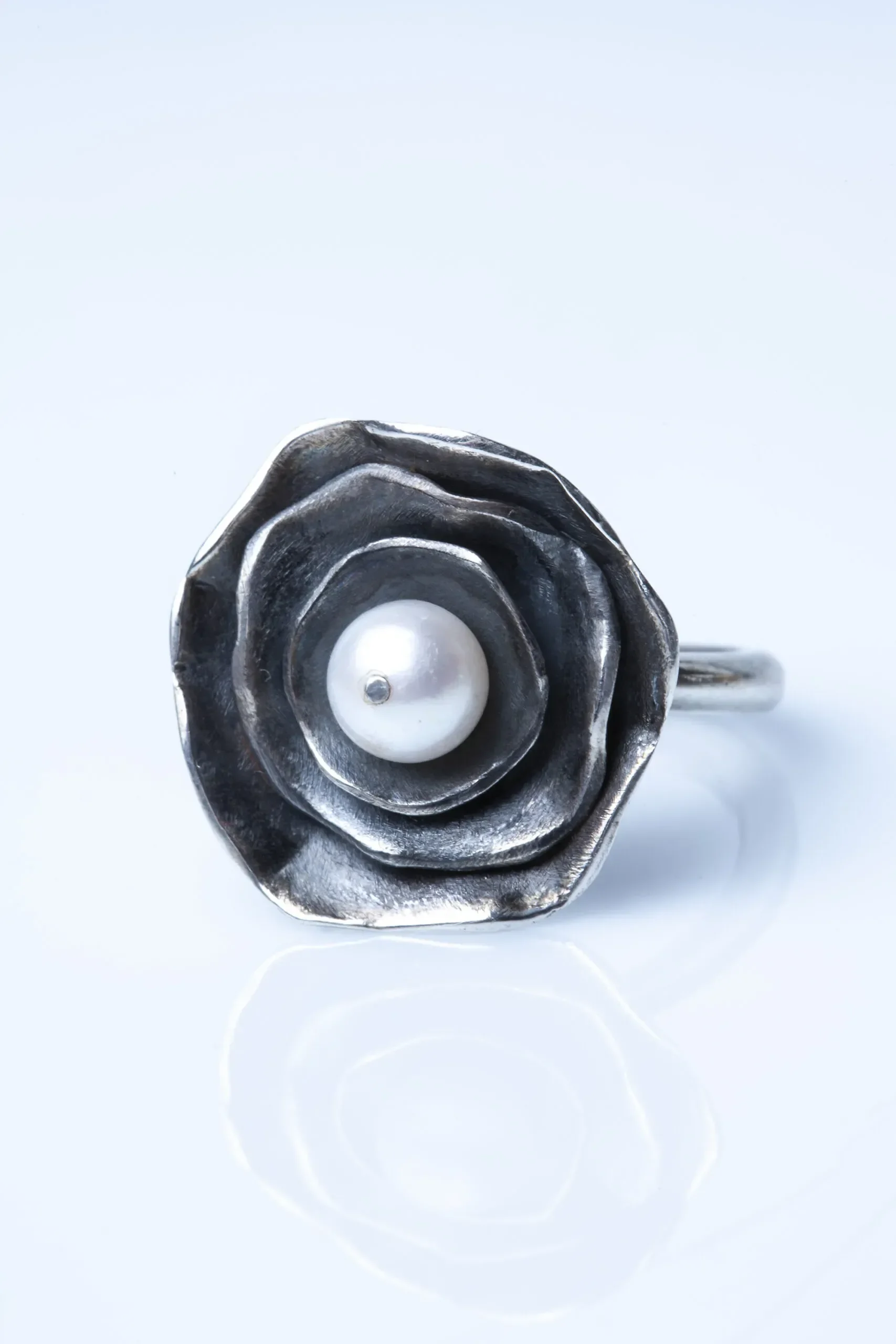 Handmade Jewellery | Oxidized silver ring with diamond dust and pearl gallery 1