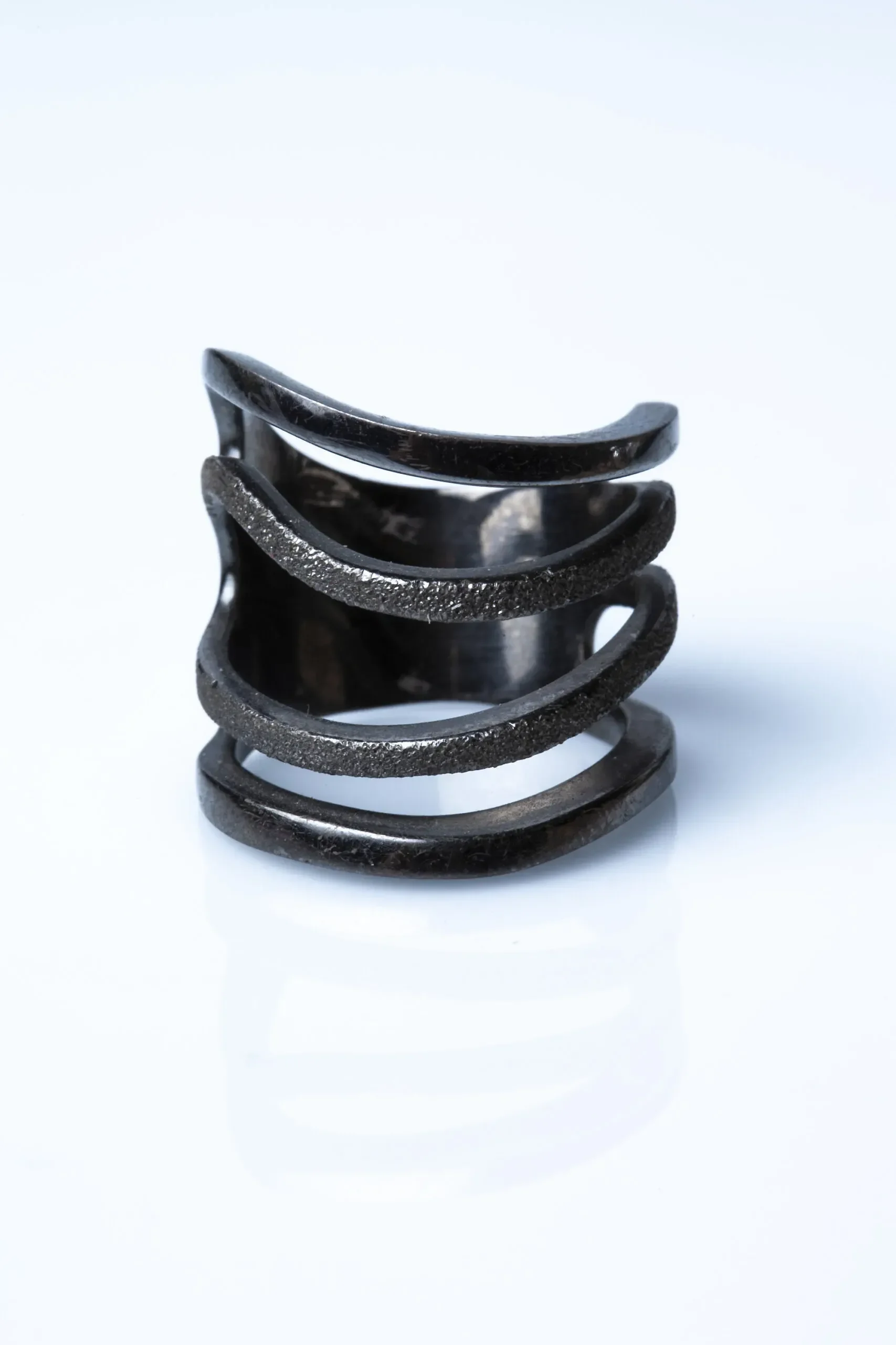 Handmade Jewellery | Minimal silver ring black rhodium plated gallery 1