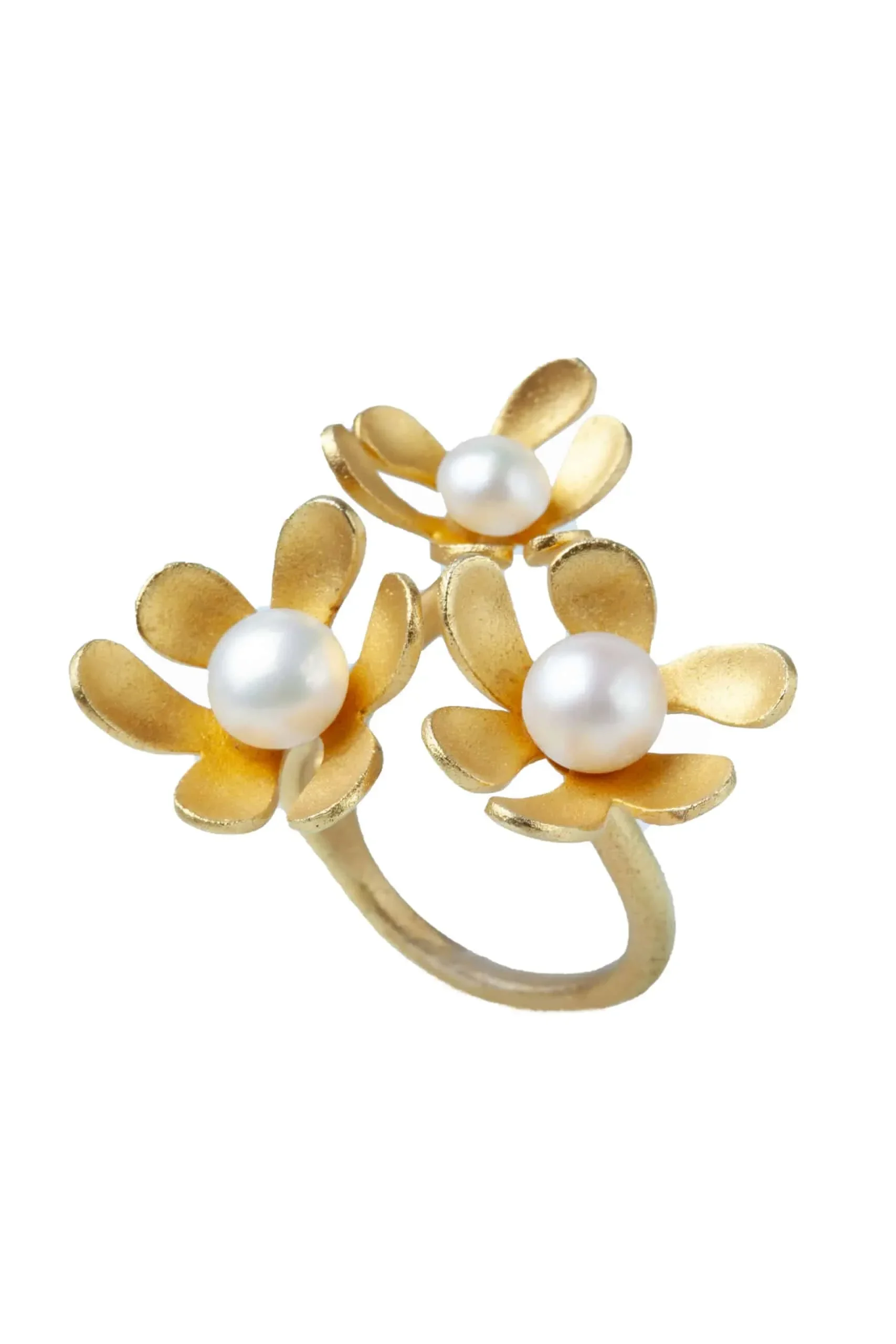 Handmade Jewellery | Gold plated silver ring with pearls main