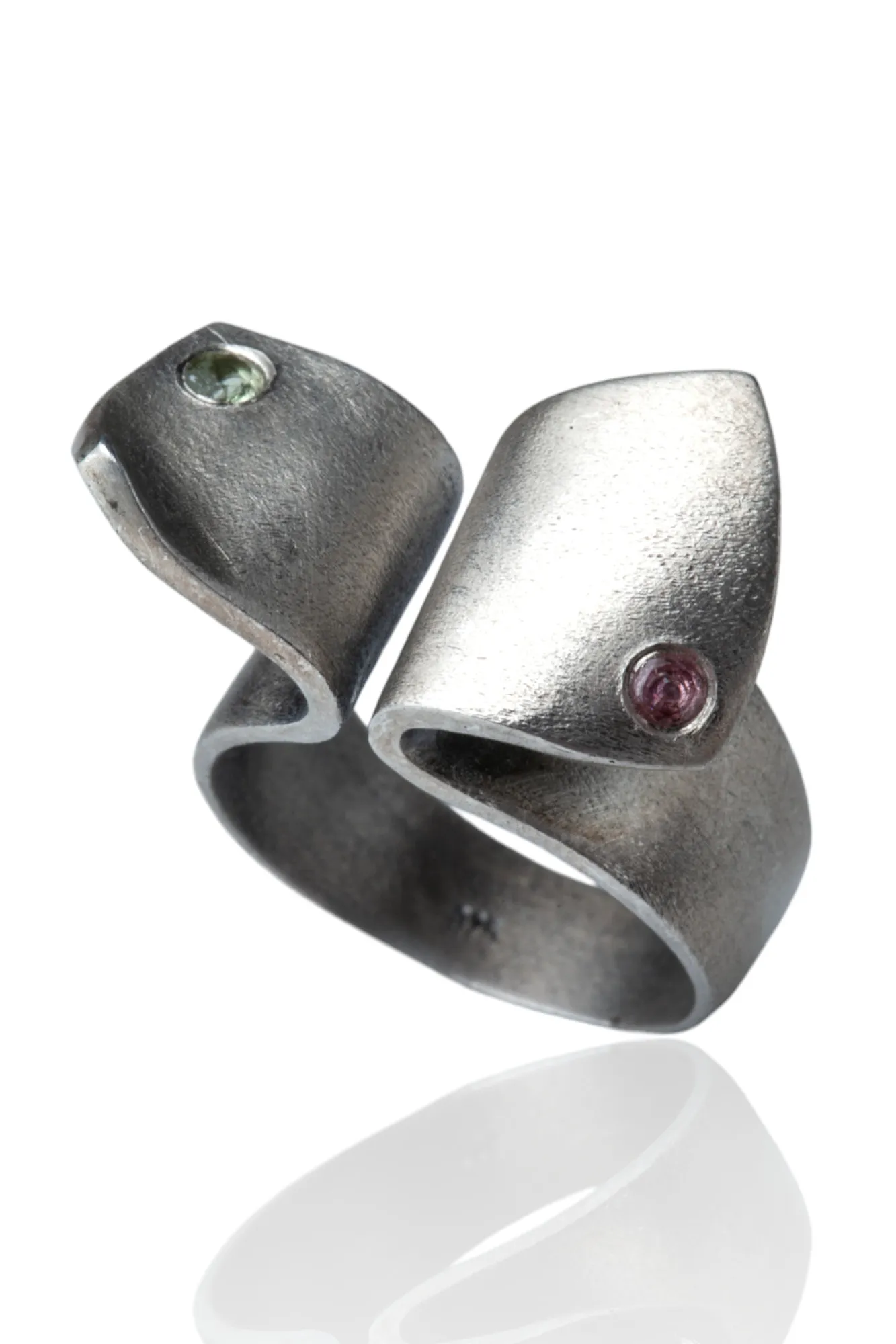 Handmade Jewellery | Oxidized silver ring with tourmaline main