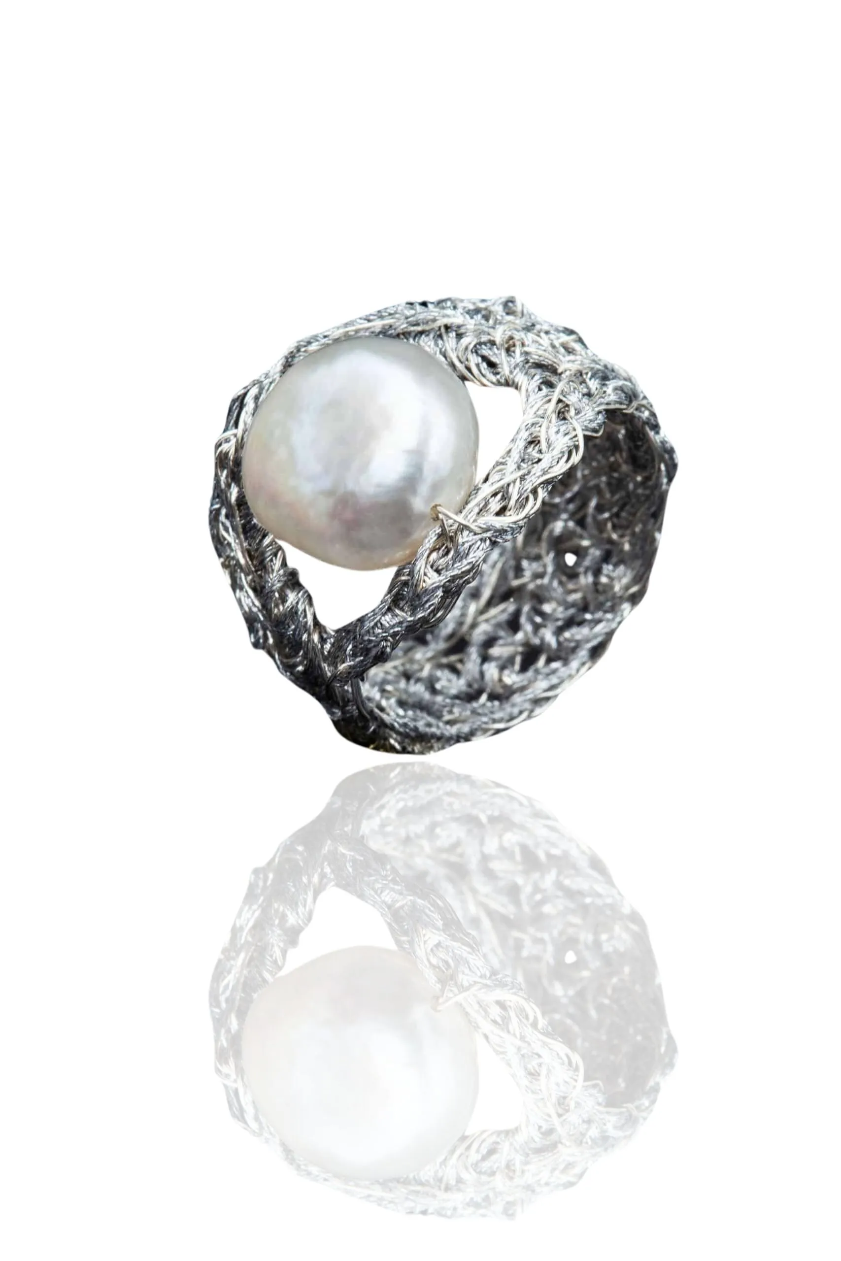 Crochet knit silver ring with pearl