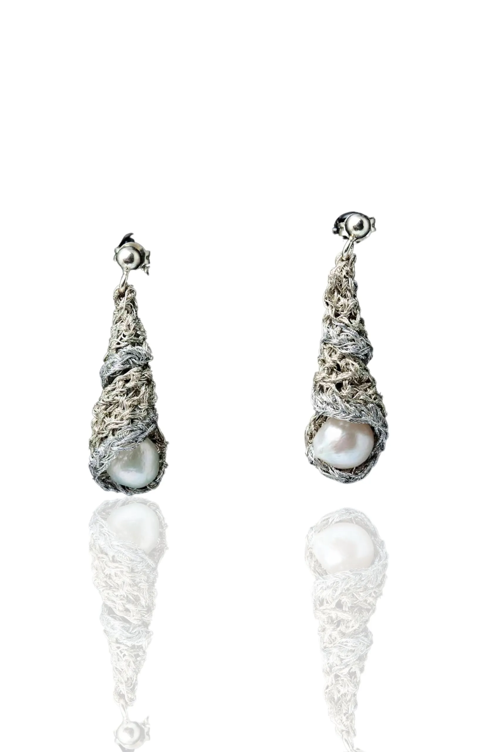 Cone crochet knit silver earrings with golden thread and pearls