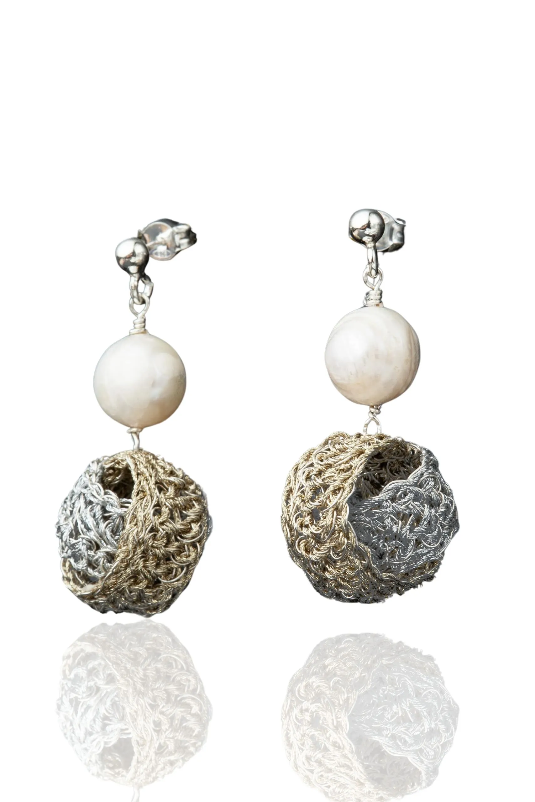 Crochet knit silver earrings with and pearls