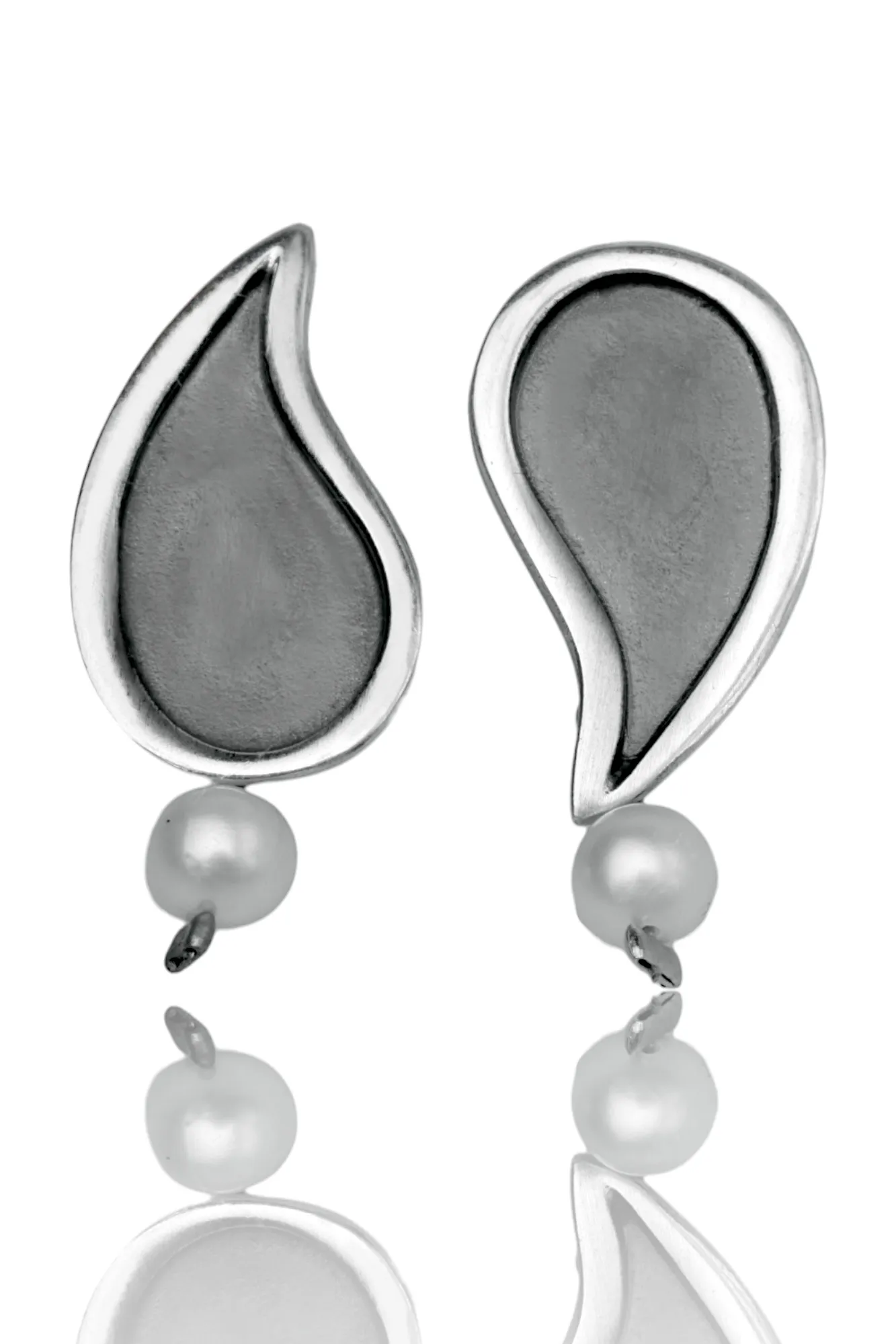 Handmade Jewellery | Paisleys oxidized silver earrings with pearls gallery 1