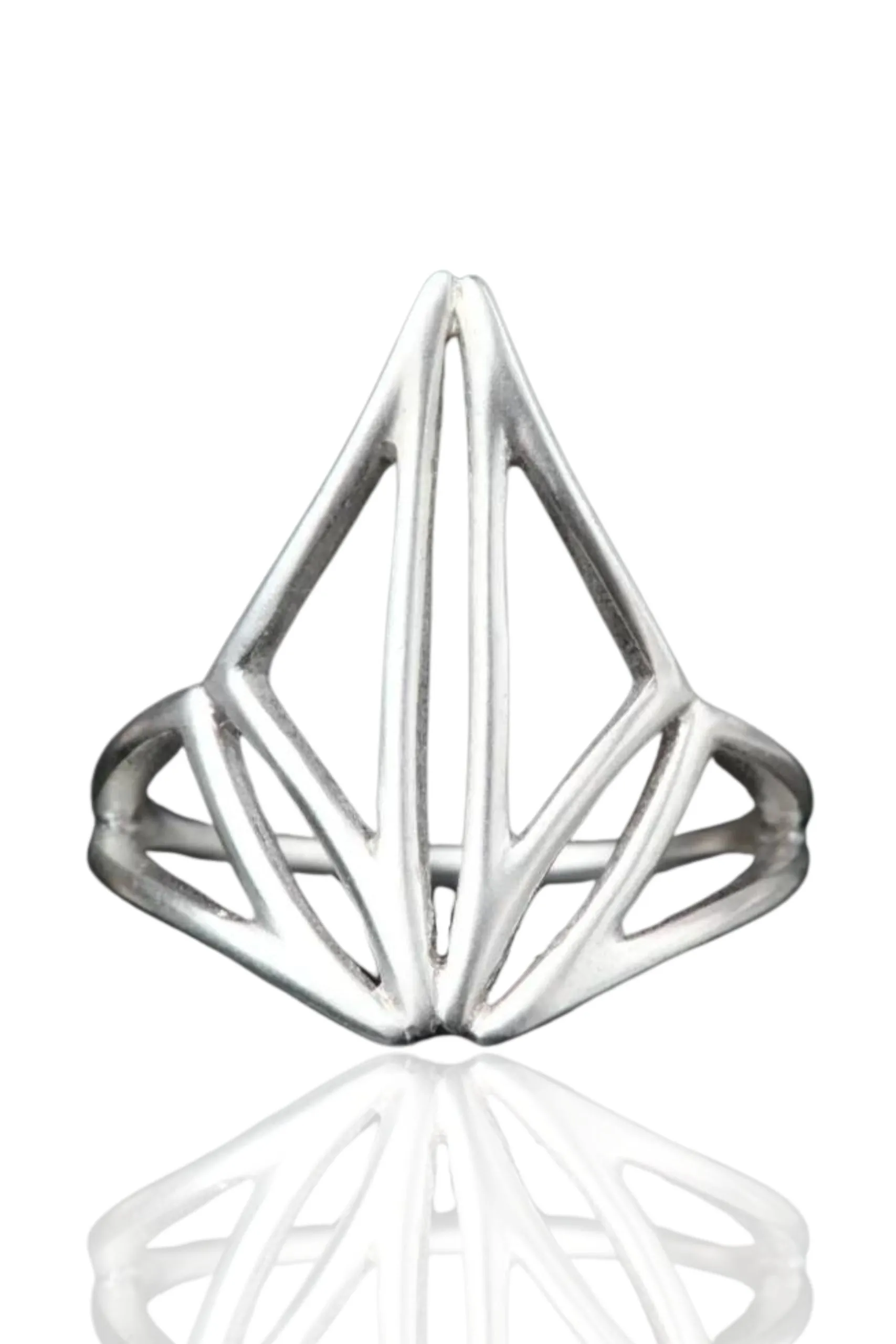 Minimal geometric silver ring