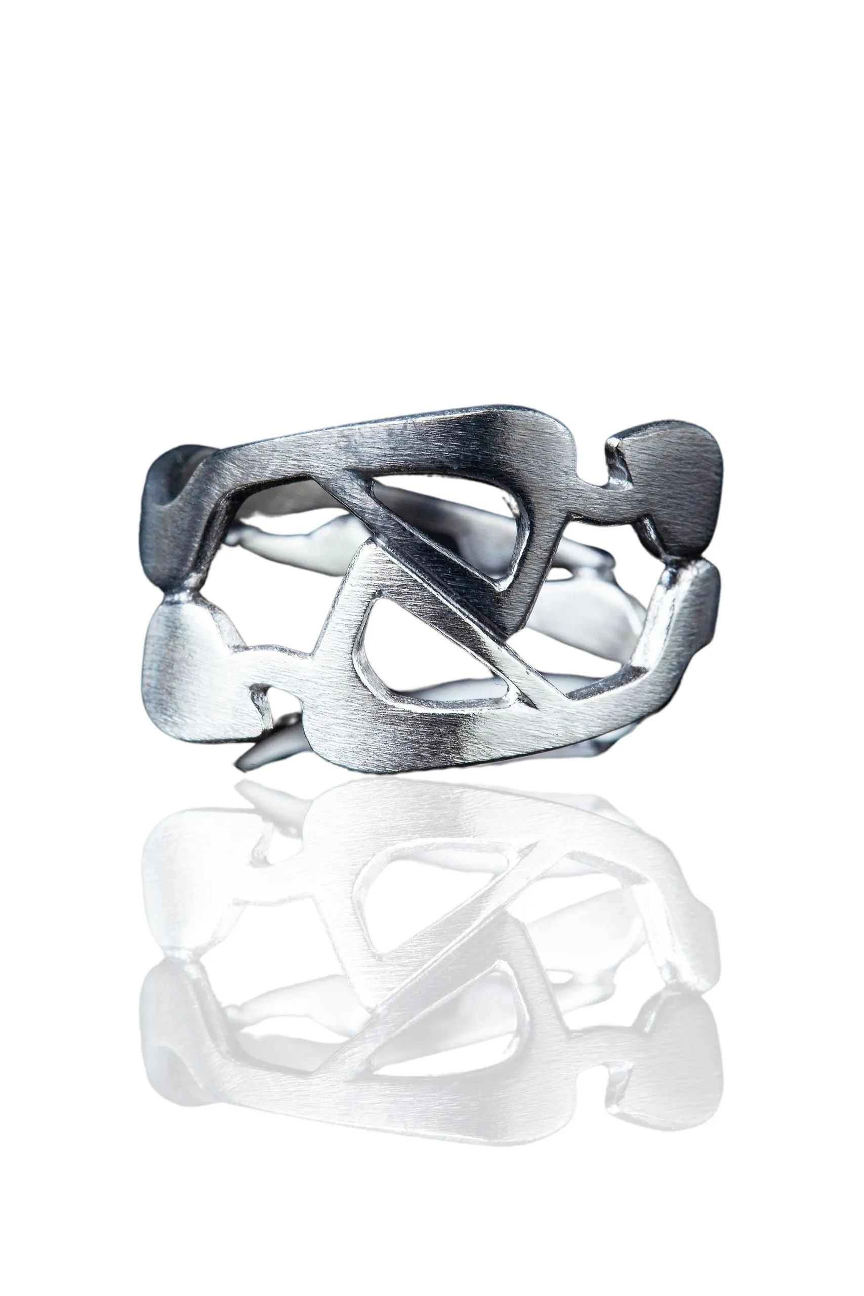 Handmade Jewellery | Figure silver ring main