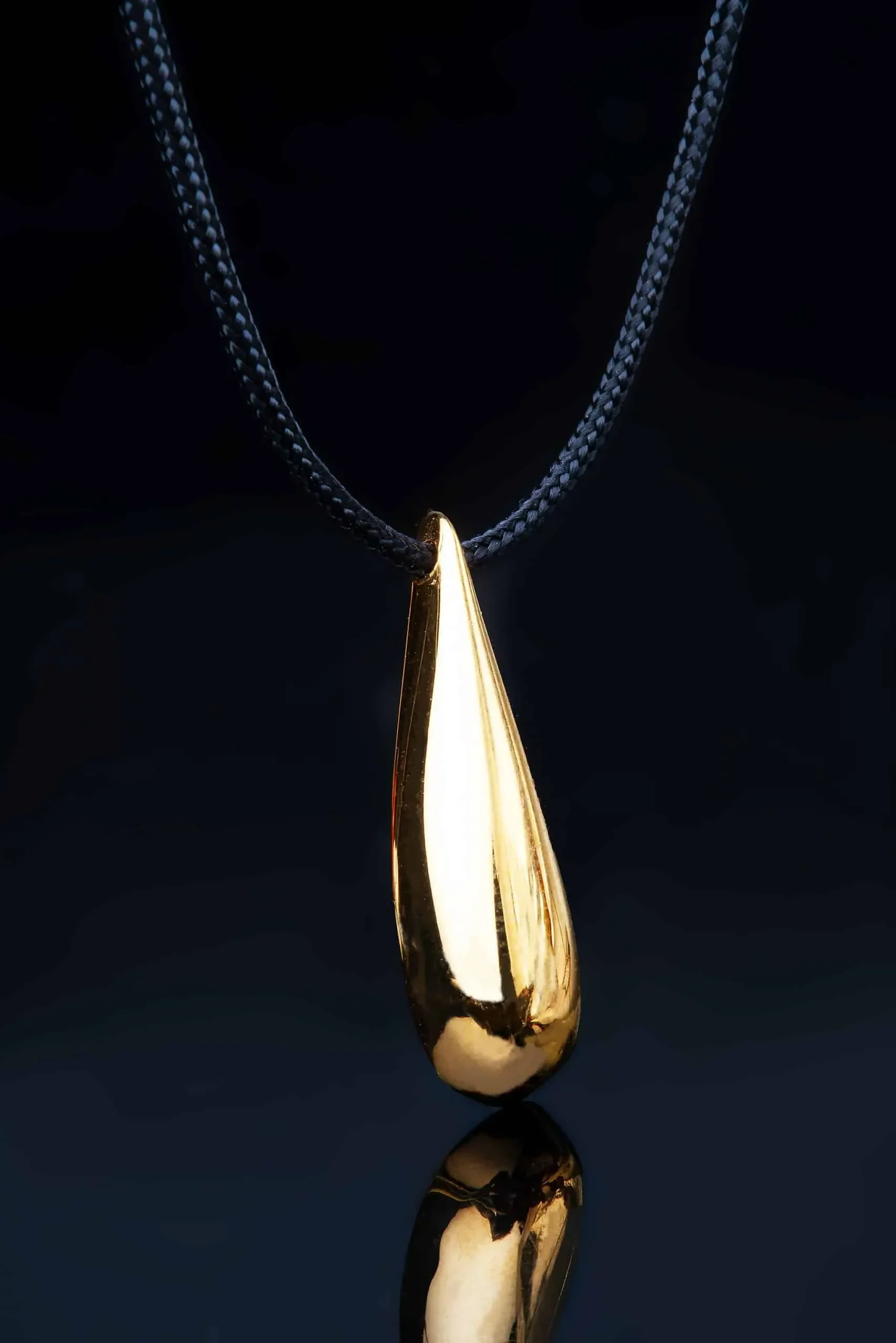 Handmade Jewellery | Drop gold plated silver necklace gallery 1