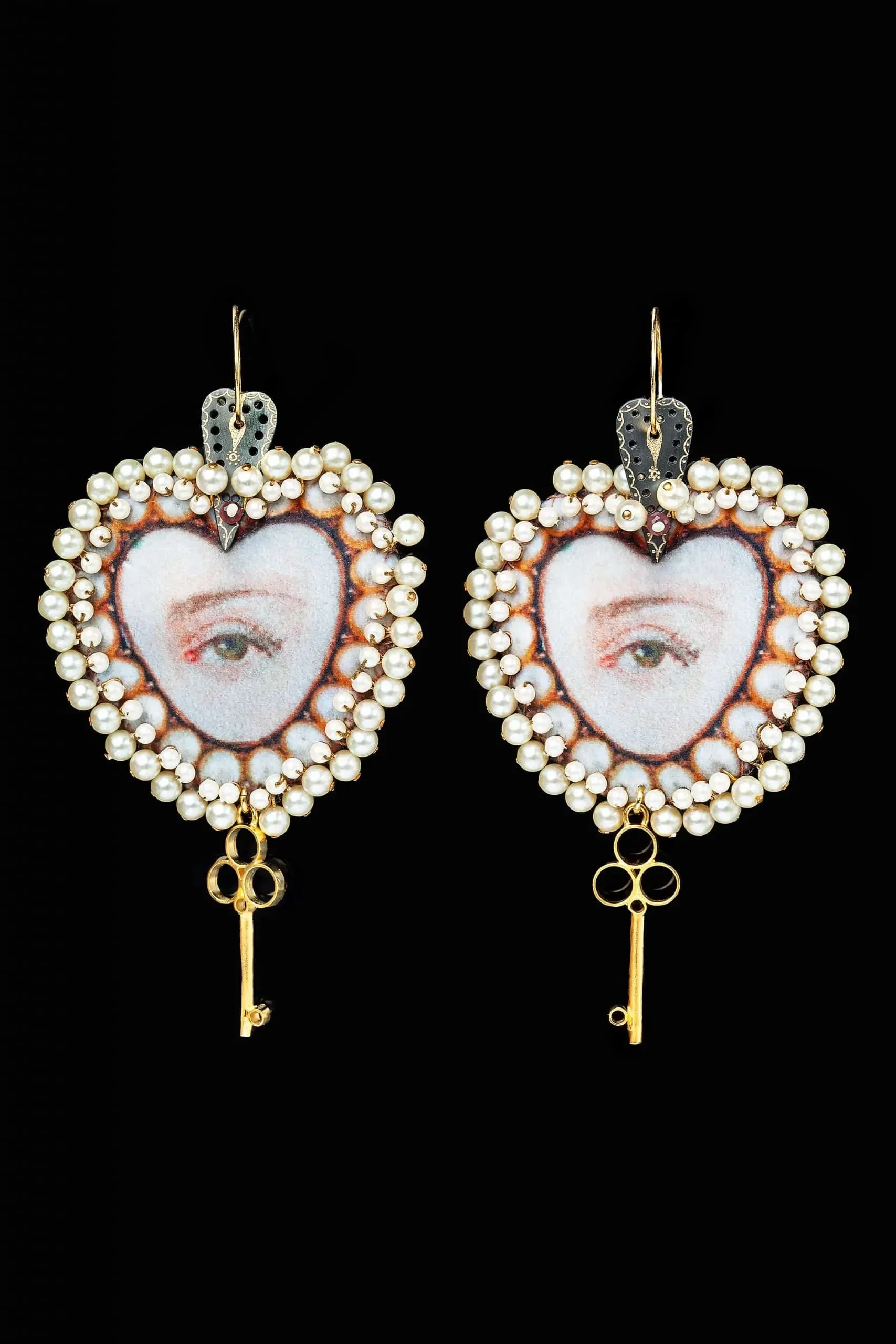 Handmade Jewellery | Hearts unique handmade earrings with pearls gallery 1