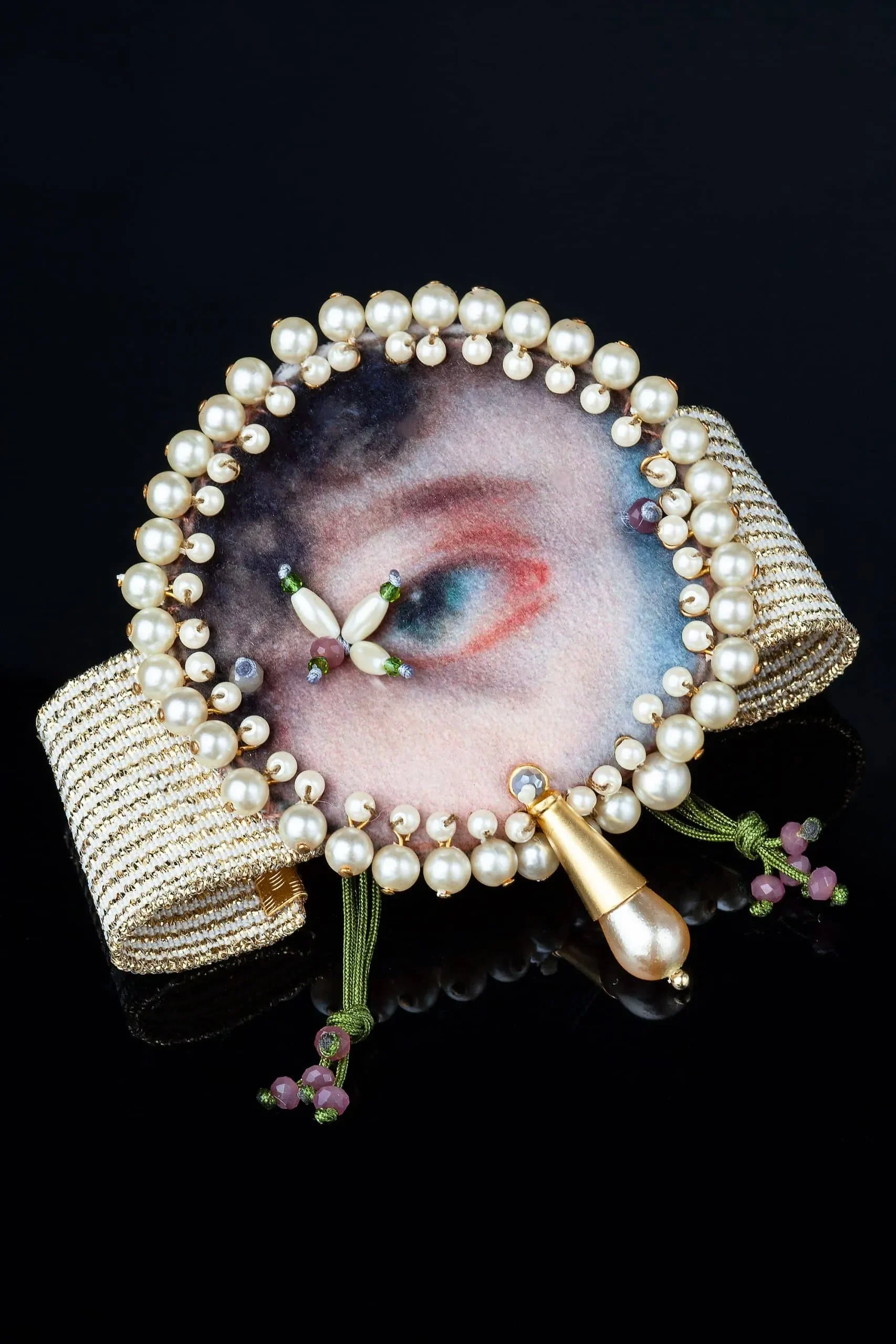 Handmade Jewellery | Eye unique bracelet combined with pearls gallery 3