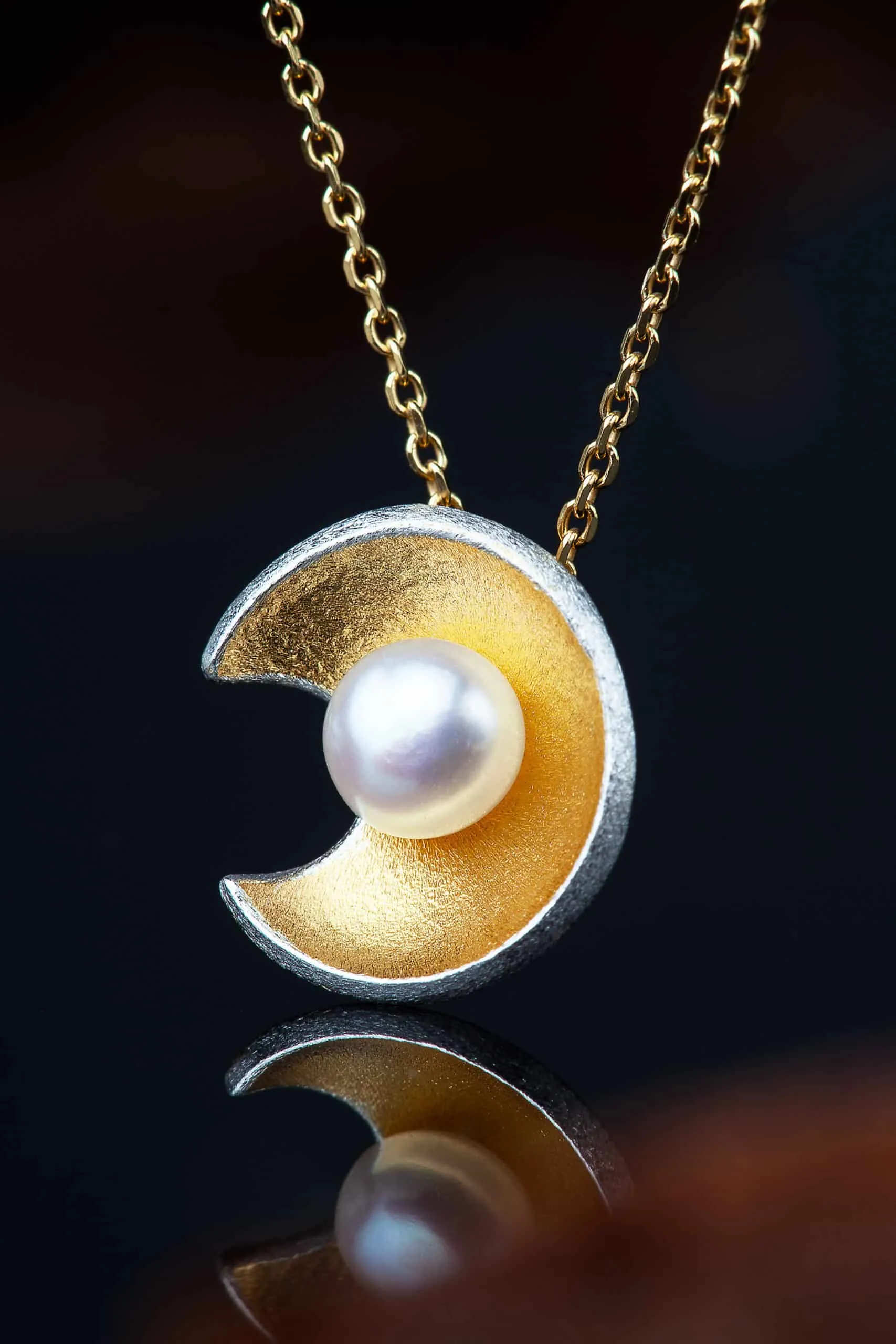 Handmade Jewellery | Round handmade silver necklace with pearl gallery 2