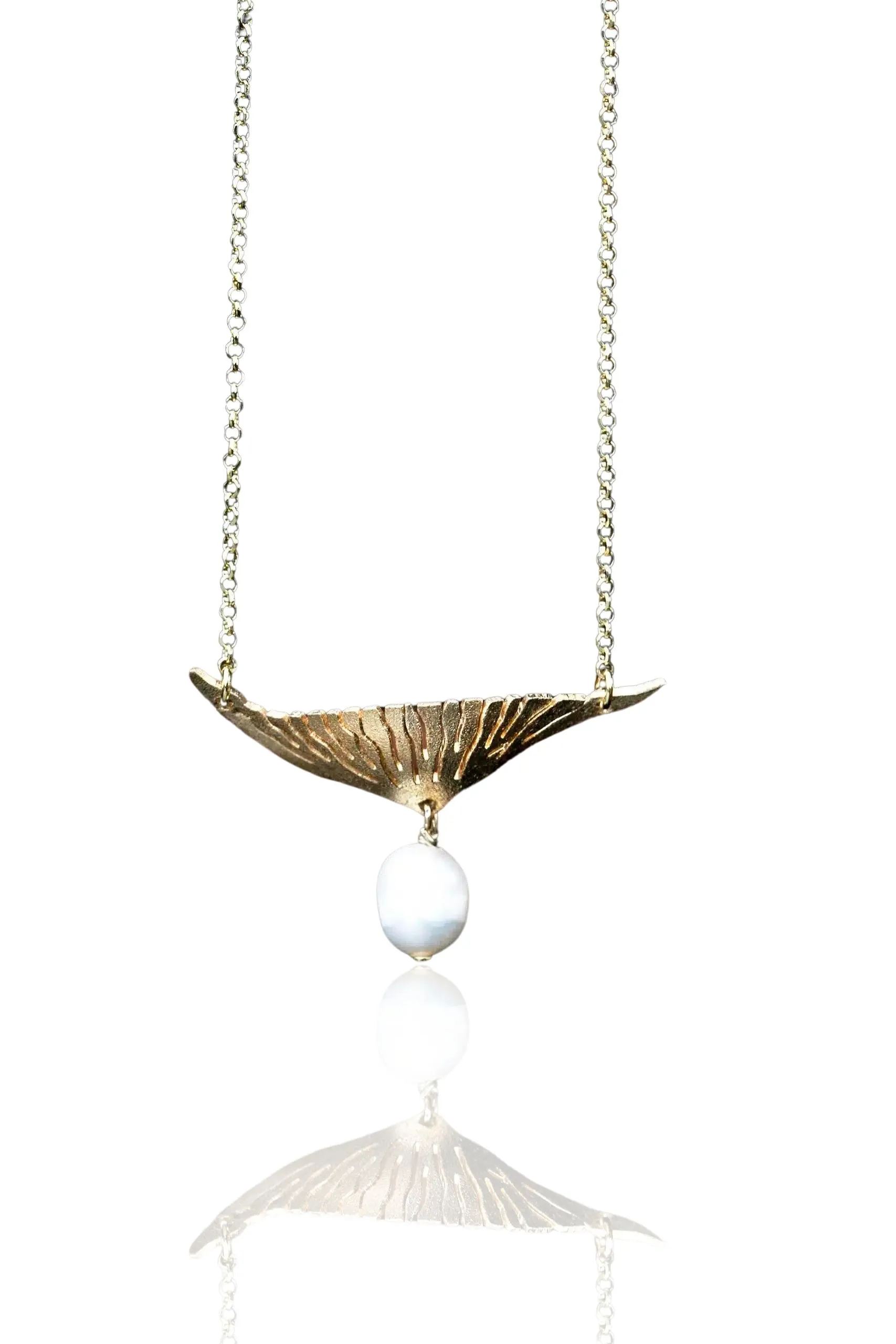 Angel wing gold plated silver necklace with pearl