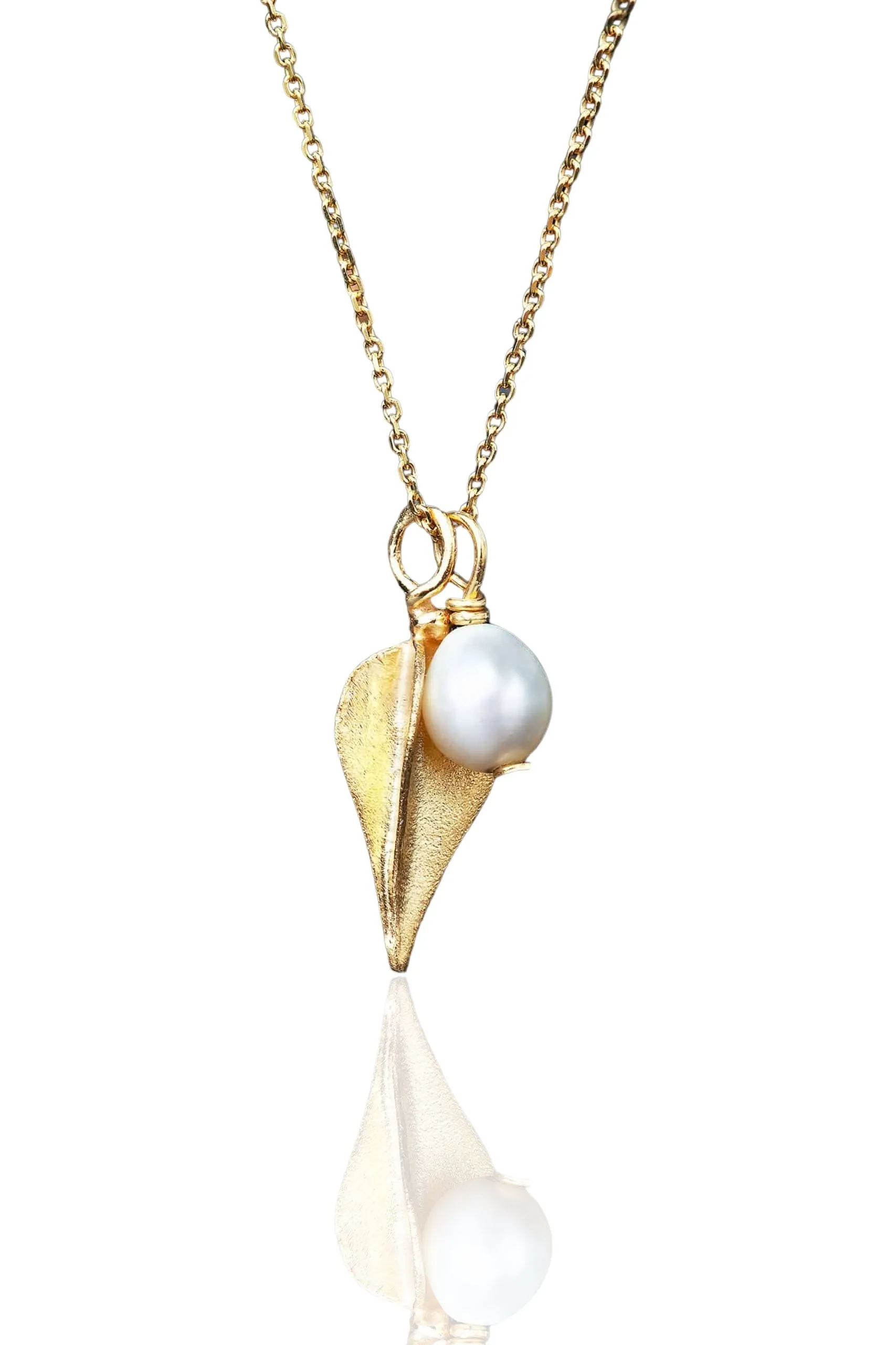 Handmade Jewellery | Heart gold plated silver necklace with pearl main