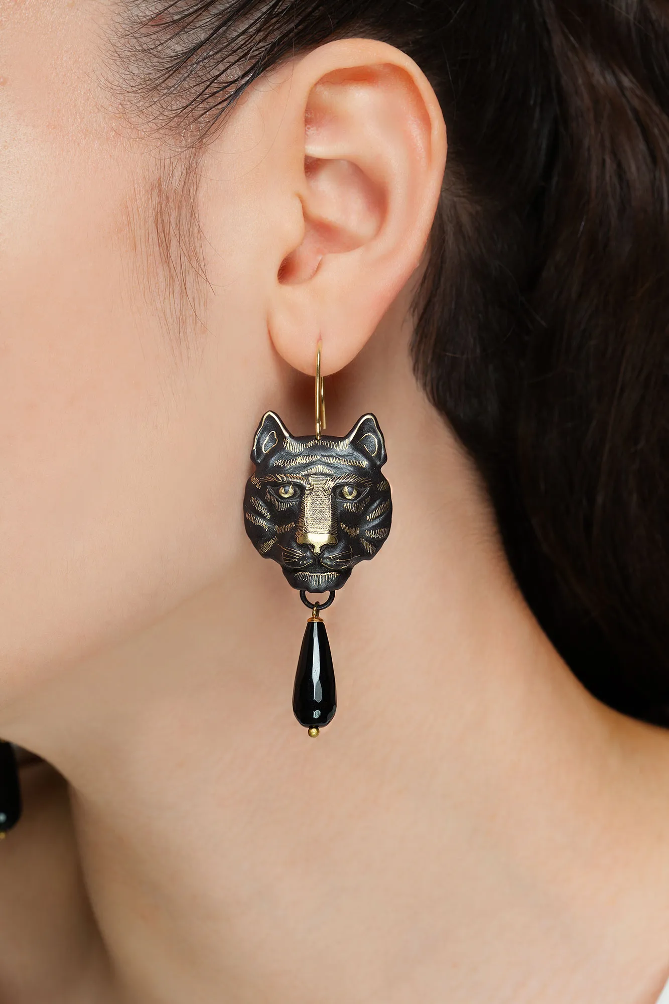 Handmade Jewellery | Tigers engraved bronze earrings gallery 1