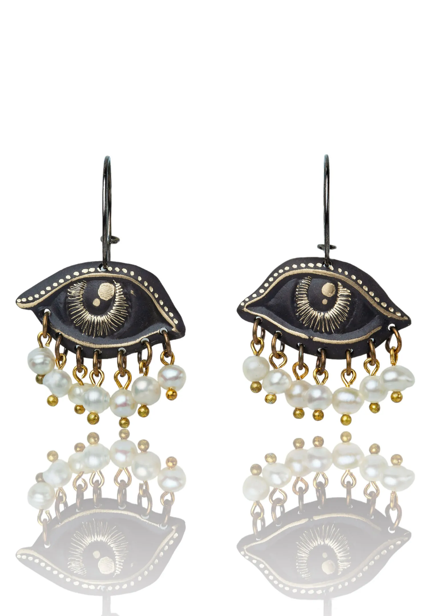 Handmade Jewellery | Eyes engraved bronze & silver earrings with pearls main