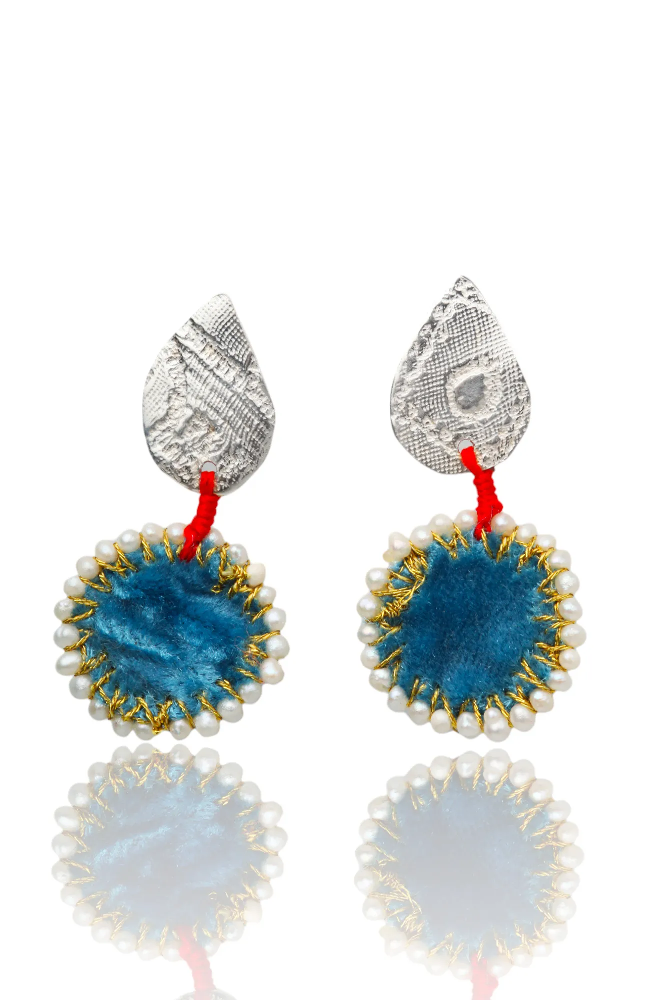 Handmade Jewellery | Silver earrings with blue velvet and pearls main