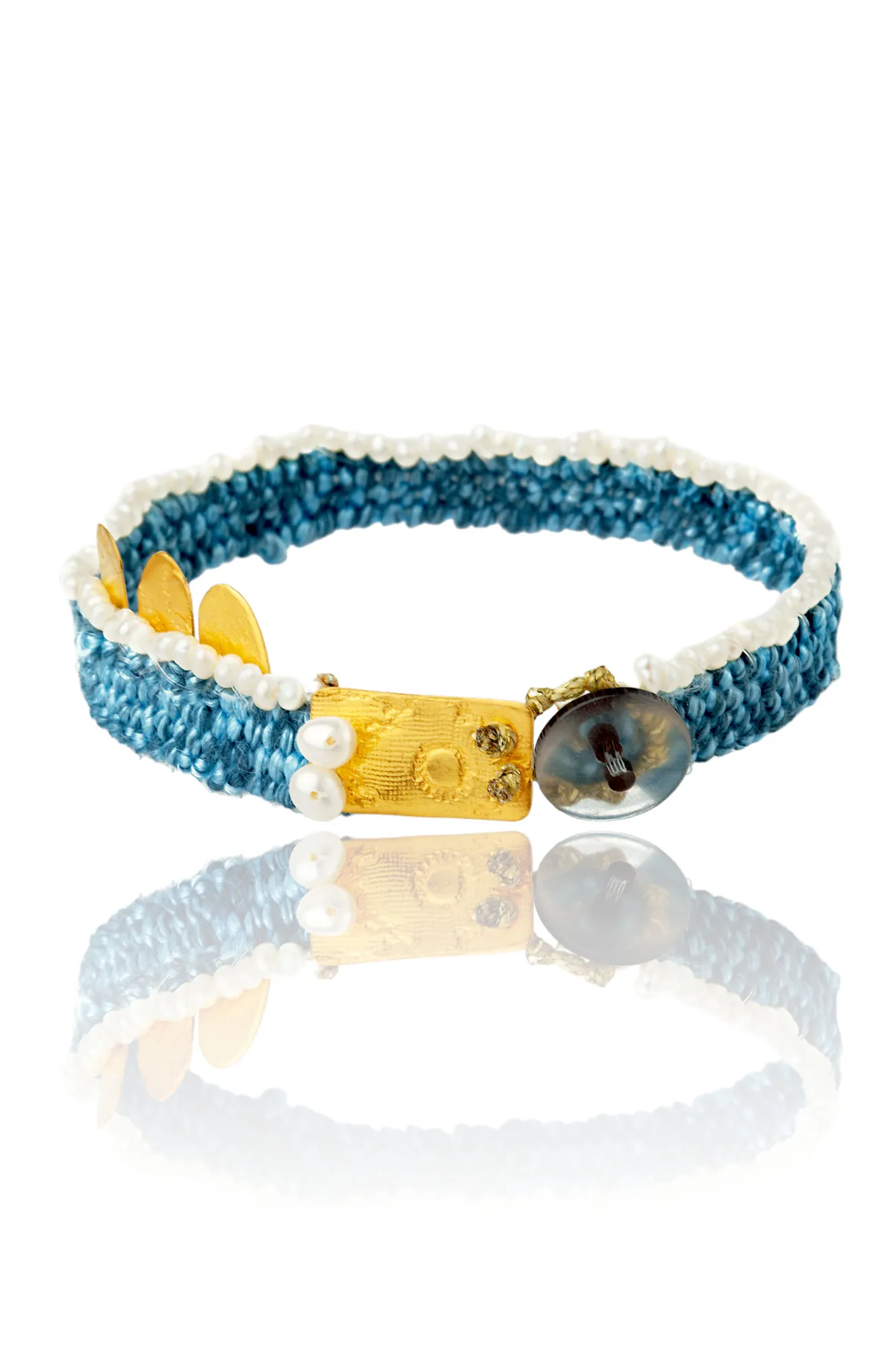 Handmade Jewellery | Woven blue bracelet with gold plated silver and pearls main