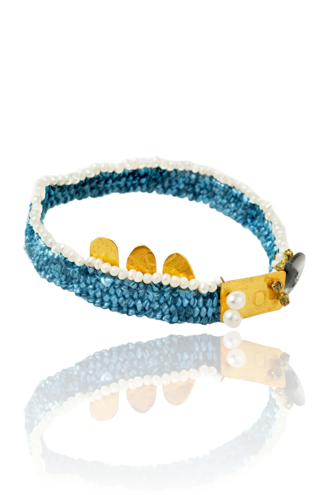 Handmade Jewellery | Woven blue bracelet with gold plated silver and pearls gallery 1