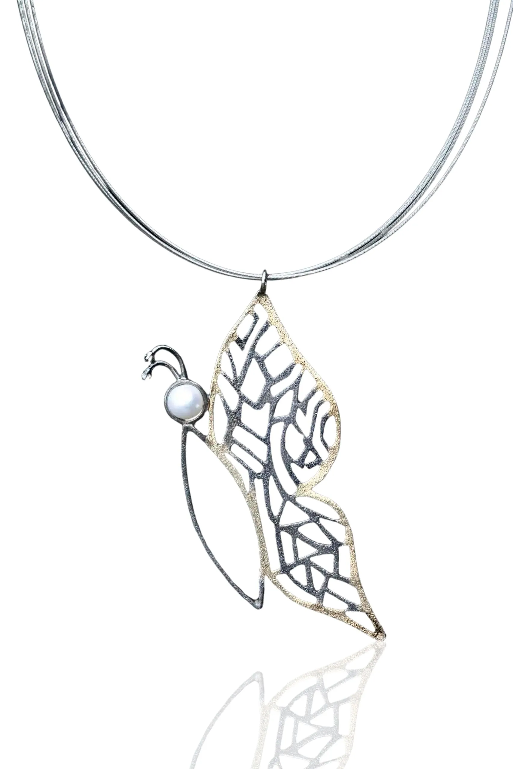 Handmade Jewellery | Butterfly silver necklace with gold plated detail and pearl main