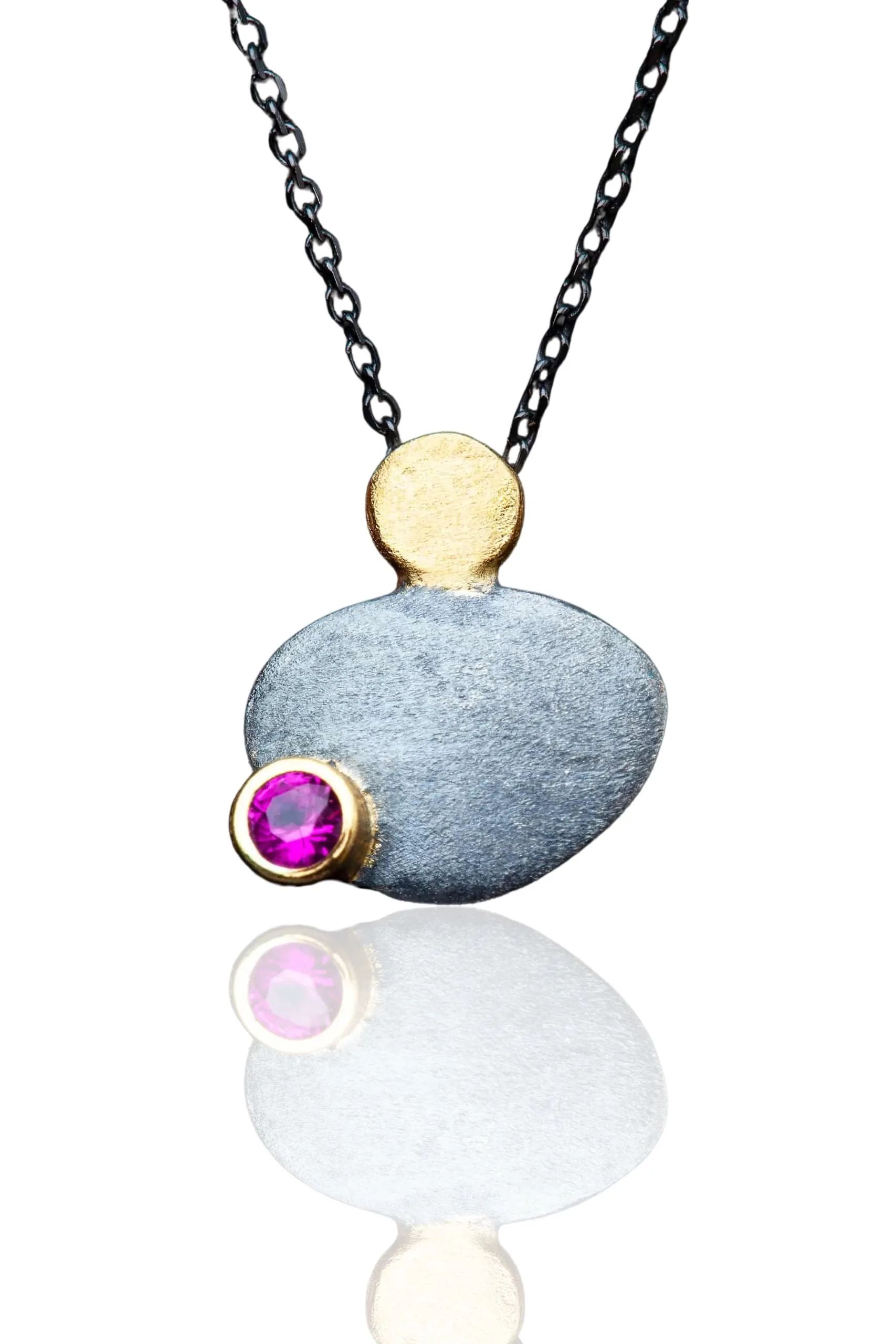 Handmade Jewellery | Round silver necklace pink zircon main