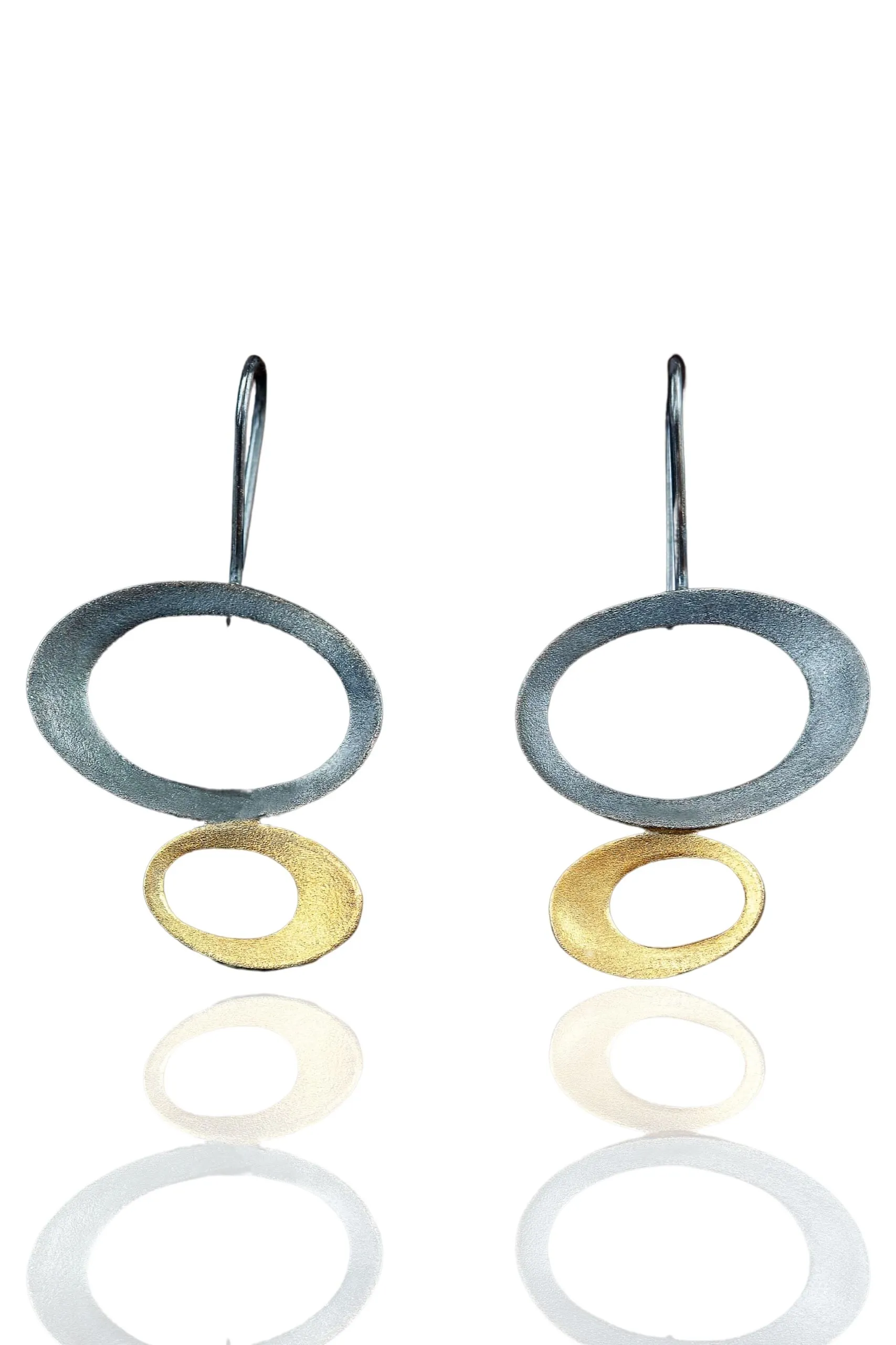 Handmade Jewellery | Geometric handmade silver earrings main