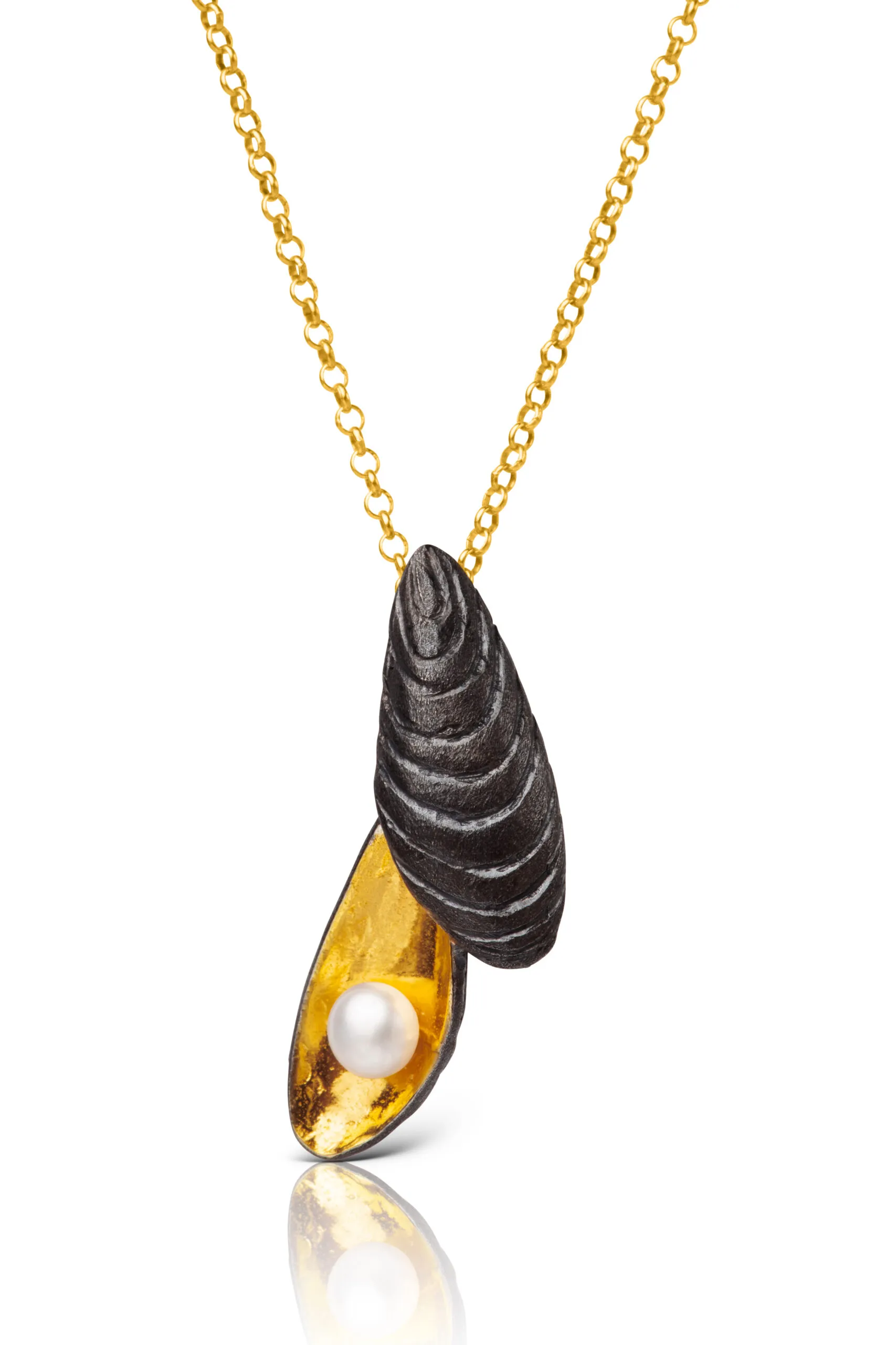 Handmade Jewellery | Shell handmade pearl silver necklace main