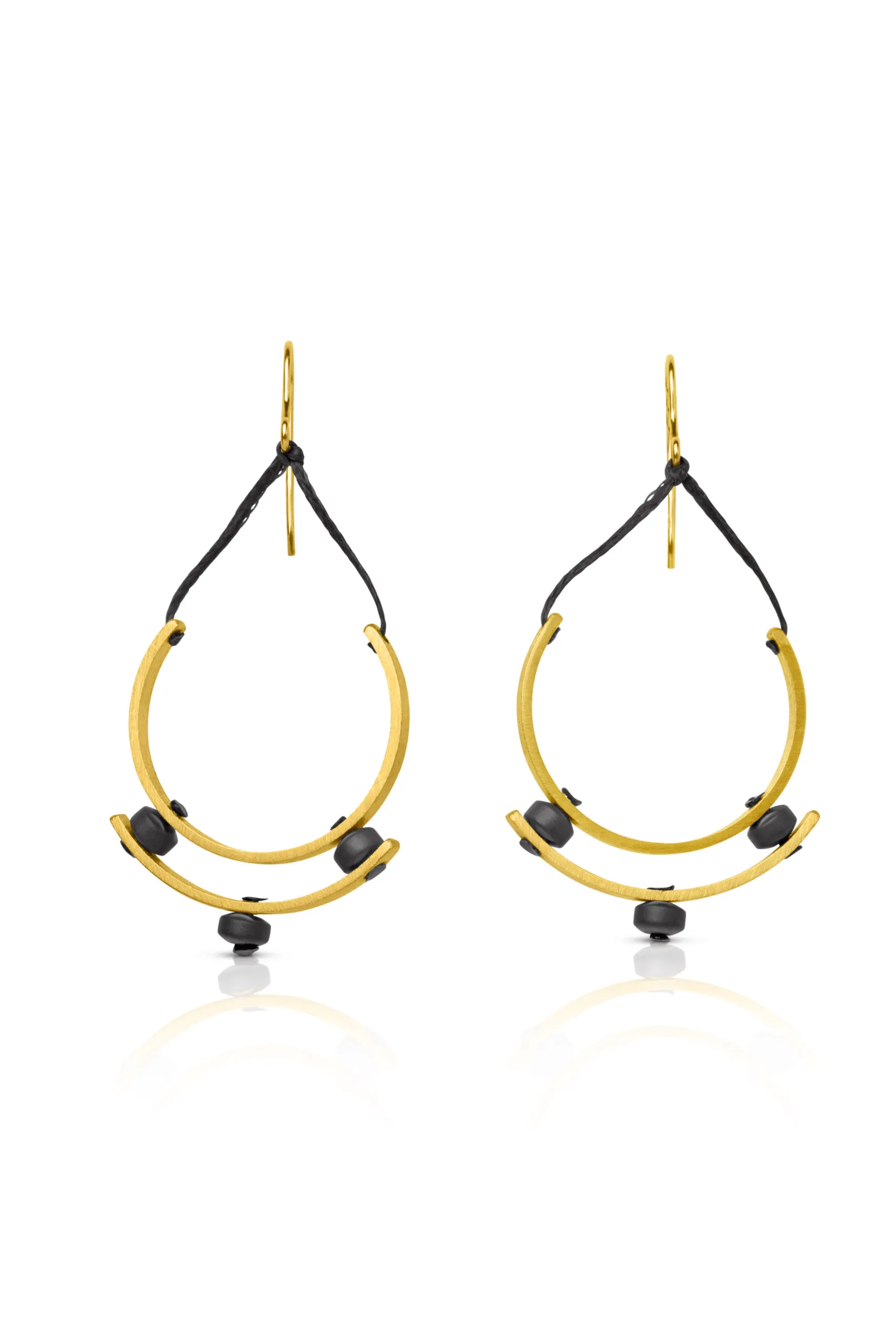 Handmade Jewellery | Minimal handmade gold plated earrings main