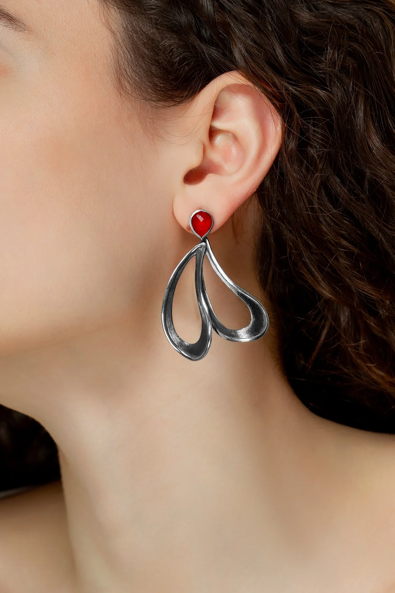 Handmade Jewellery | Paisleys handmade silver earrings with cornelian gallery 1