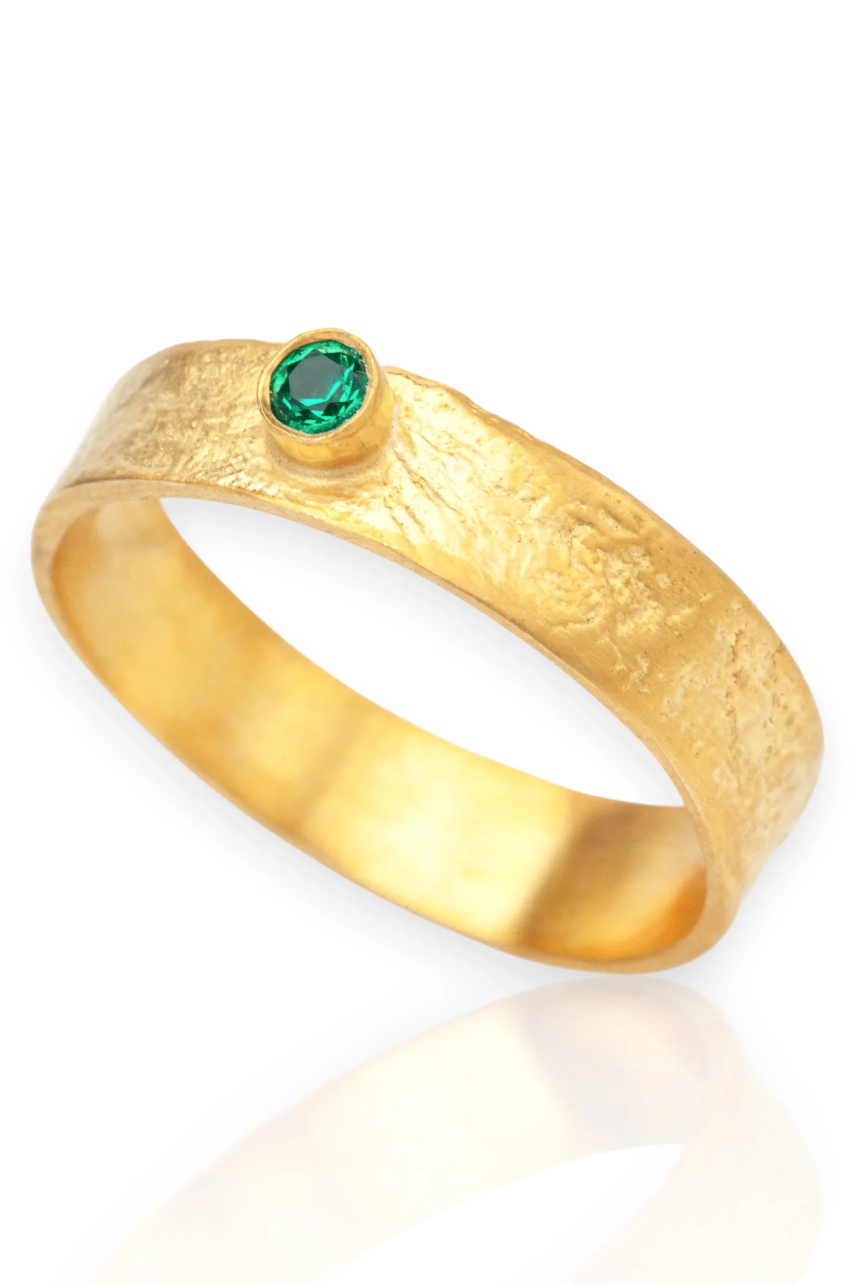 Handmade Jewellery | Minimal handmade silver ring with green zircon main