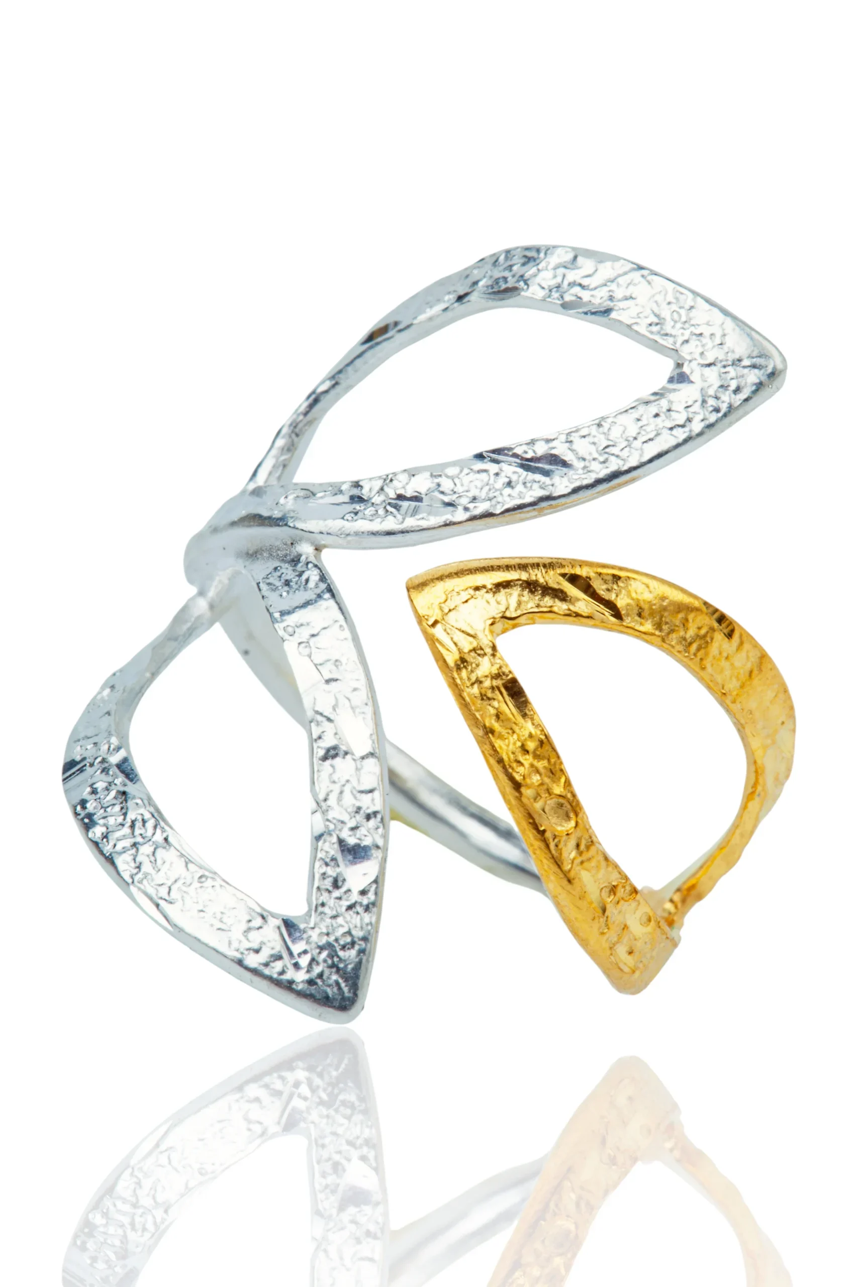 Handmade Jewellery | Leaves handmade silver ring with gold plated detail main