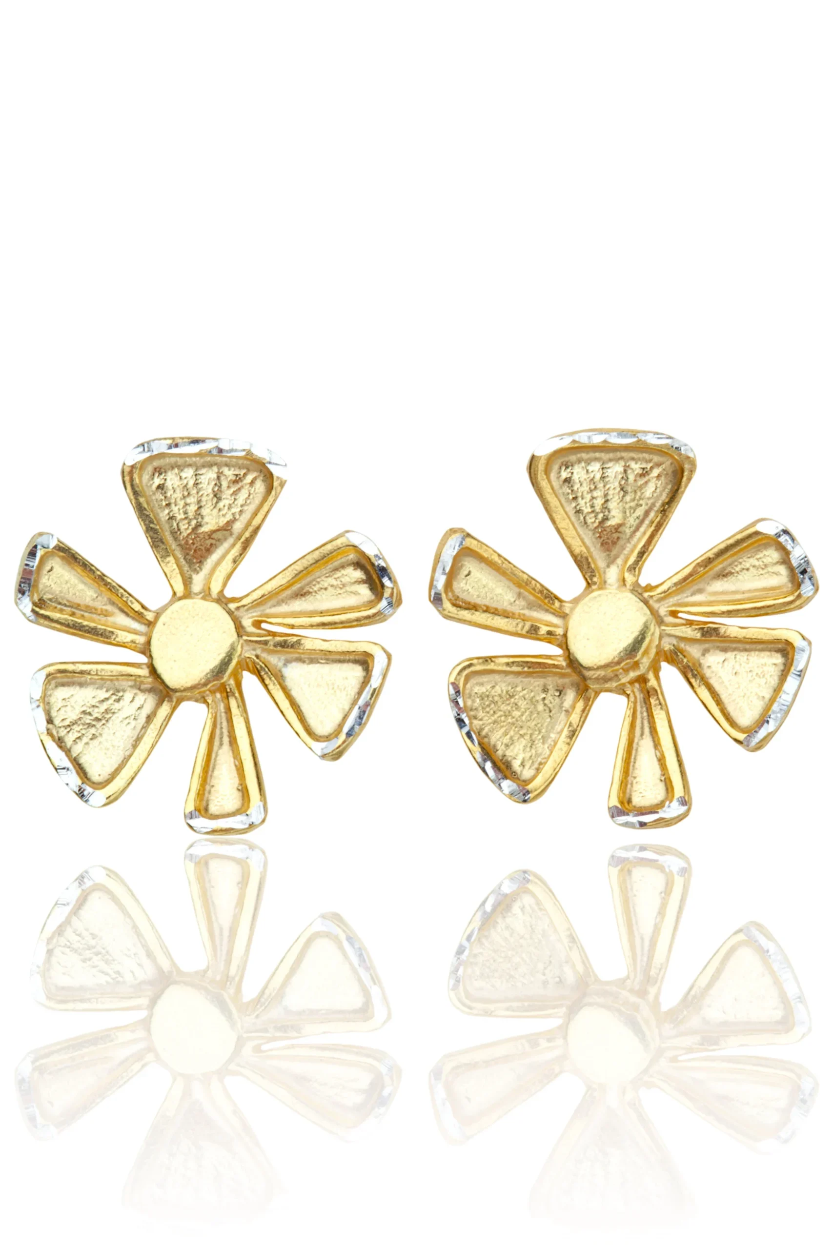 Handmade Jewellery | Minimal handmade flower silver earrings main