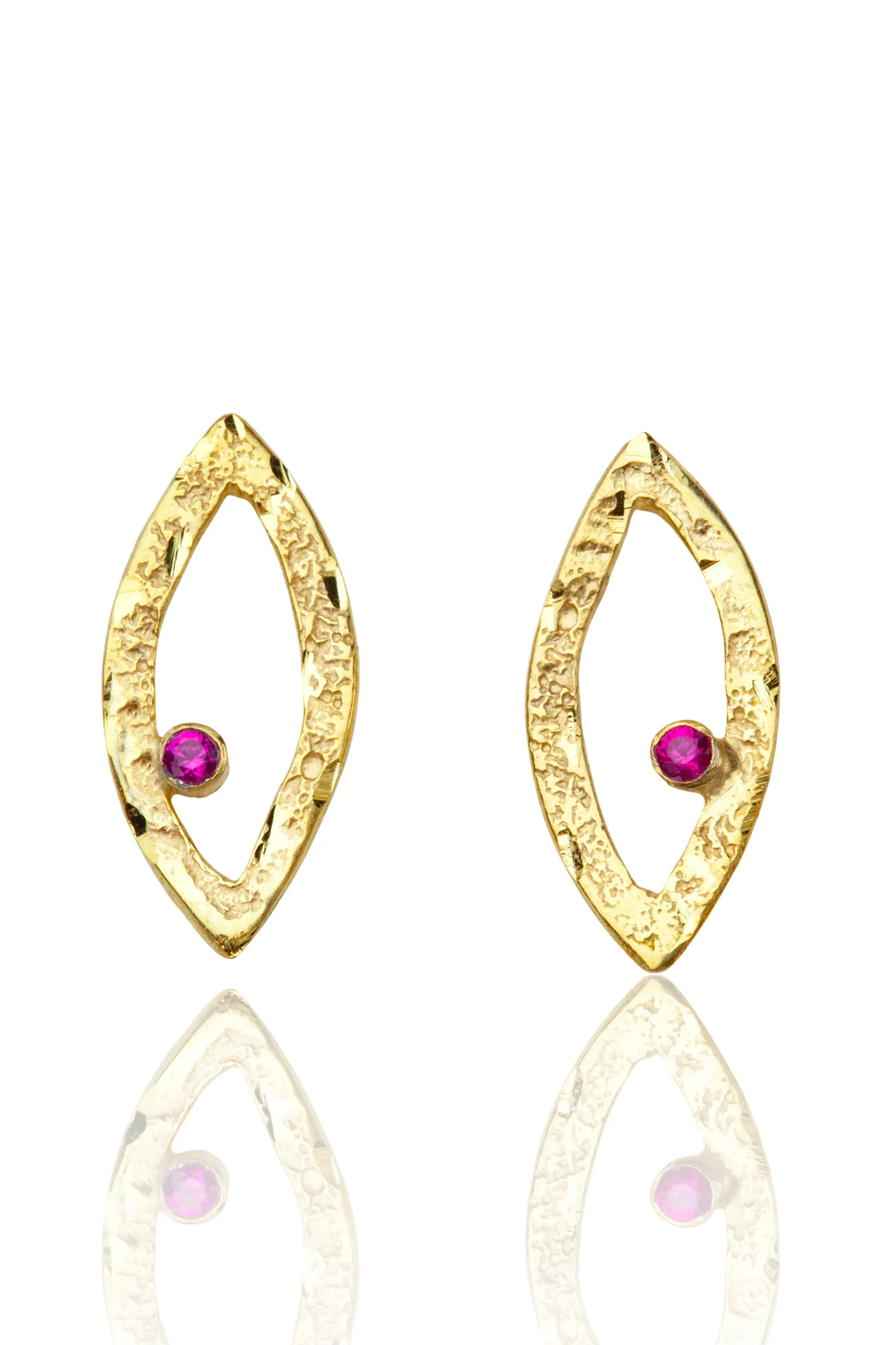 Handmade Jewellery | Minimal Leaf handmade silver earrings main