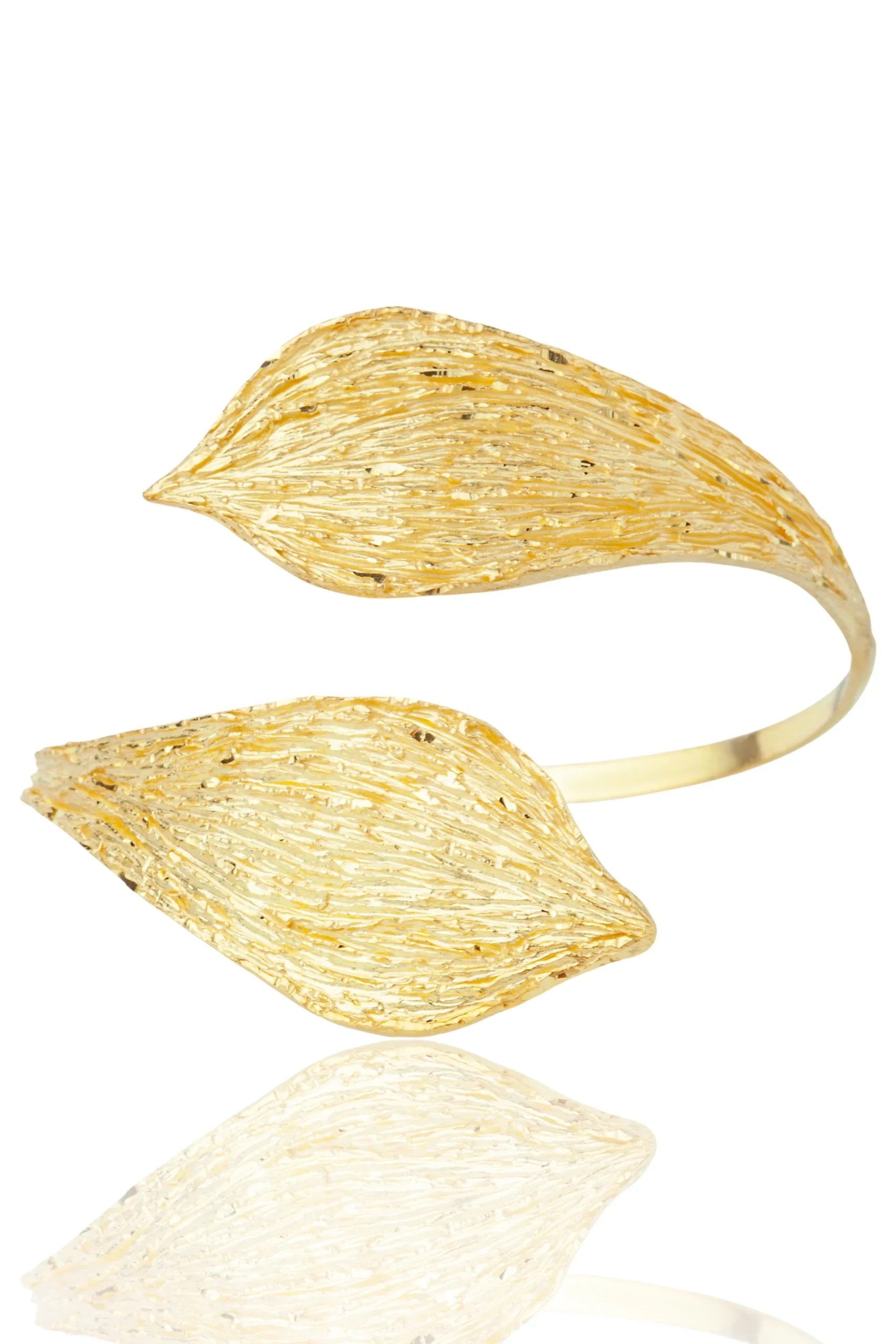 Handmade Jewellery | Minimal handmade textured silver bracelet main